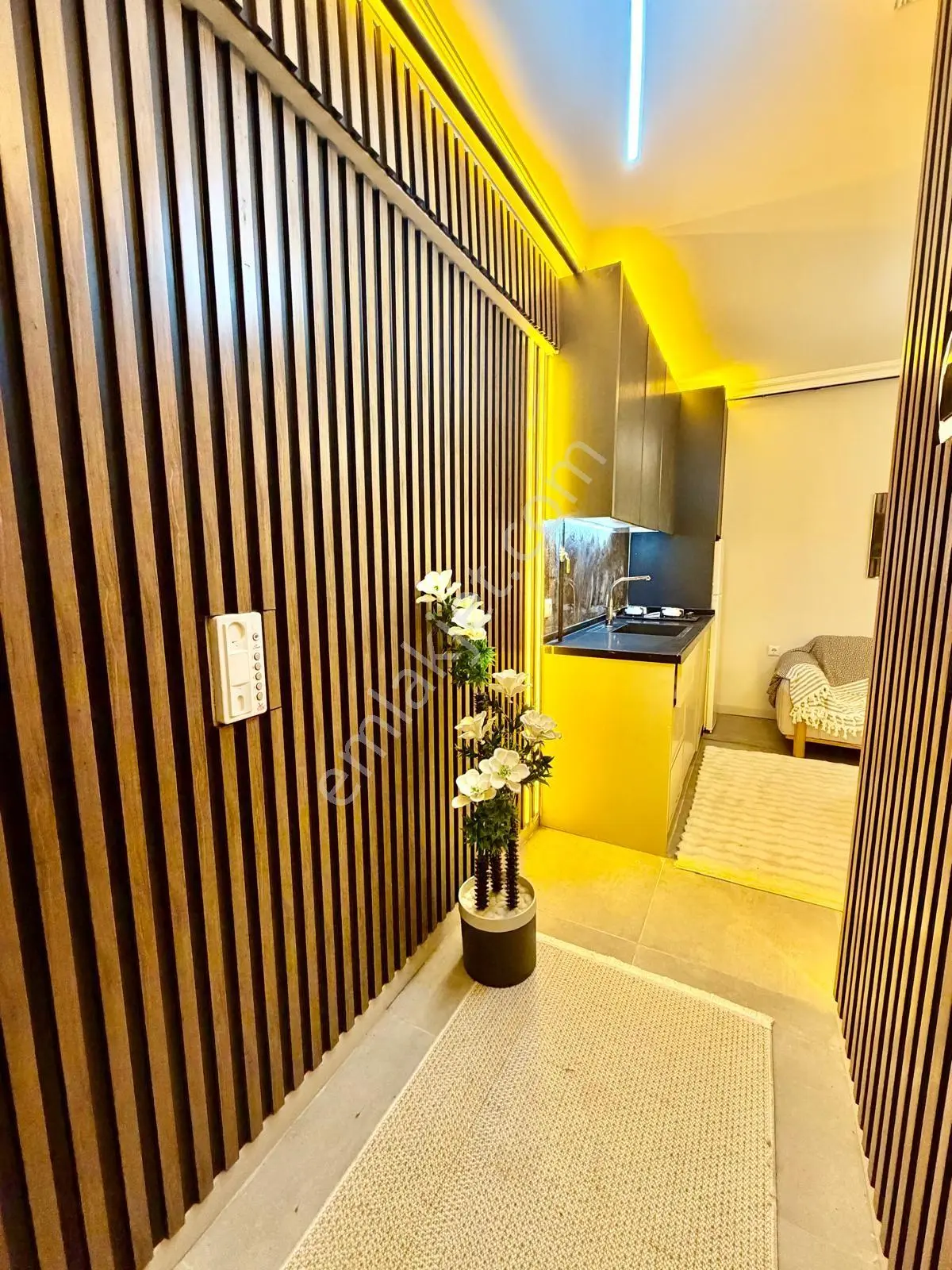 Paü' Ye Yakın Lüx Eşyalı 1+0 Satılık Apart — fotoğraf 4