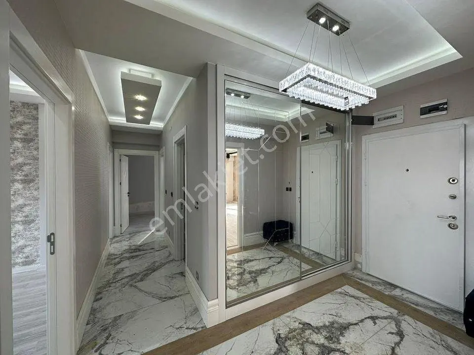 Marmarapark Avm Arkası Acil Satılık Metrobüse Komşu 2+1 Lüx Dairemiz — fotoğraf 12