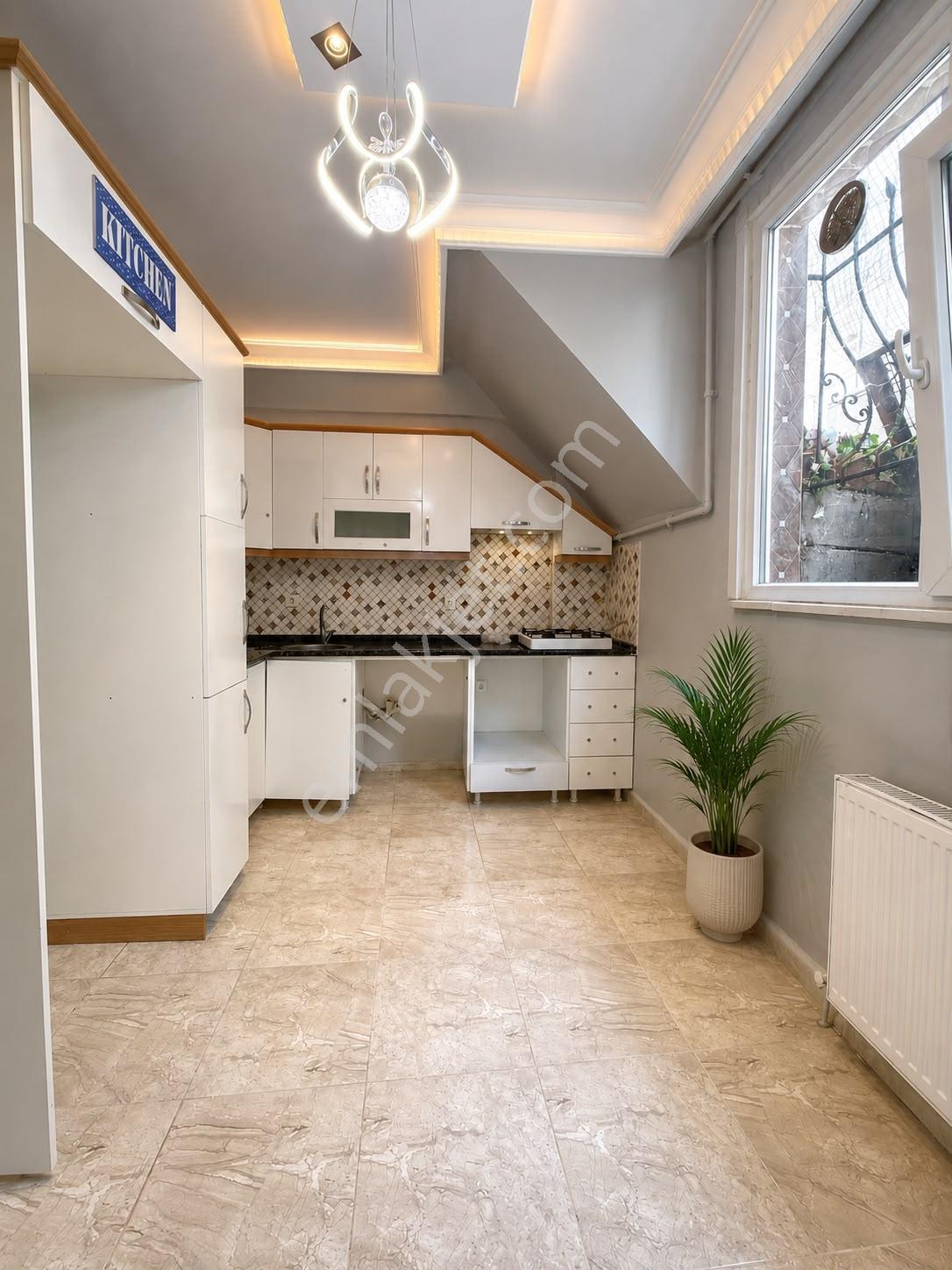 Çok Acil Eksper Ücreti Yok 3+1 130 Full Dekorlu Ebeveyn Banyolu — fotoğraf 3