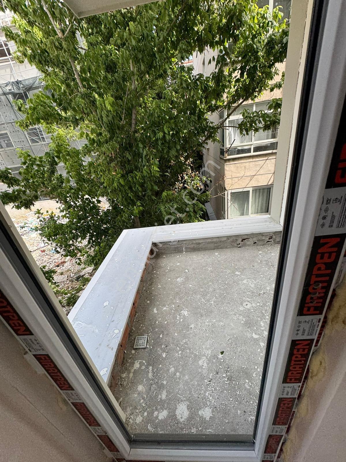 Lider'den Küçükyalı Marmaraya Yakın Sıfır 1.kat Ayrı Mutfak 2+1 — fotoğraf 5