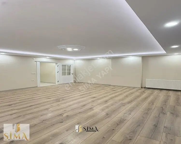 Silivri Gümüşyaka Merkezde Otoparklı Yeni Binada 2+1 Satılık !