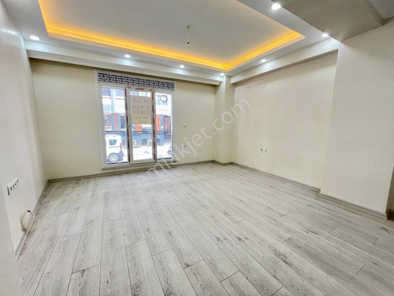 Esra Eml'tan Fevziçakmakta Satılık Sıfır 2+1 75 M2 Yüksek Giriş.