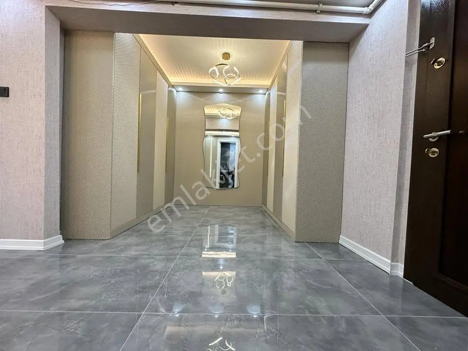 Beylikdüzü Merkez'de Oturuma Hazır Full+full Siteiçi 2+1 Dairemiz... — fotoğraf 10