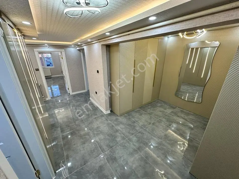 Beylikdüzü Merkez'de Oturuma Hazır Full+full Siteiçi 2+1 Dairemiz... — fotoğraf 19