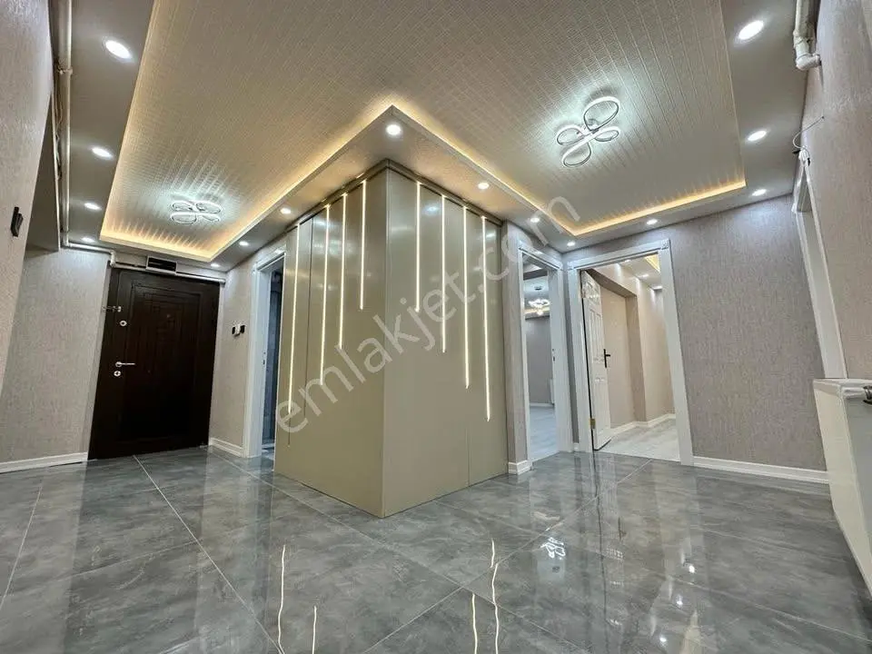 Beylikdüzü Merkez'de Oturuma Hazır Full+full Siteiçi 2+1 Dairemiz... — fotoğraf 23