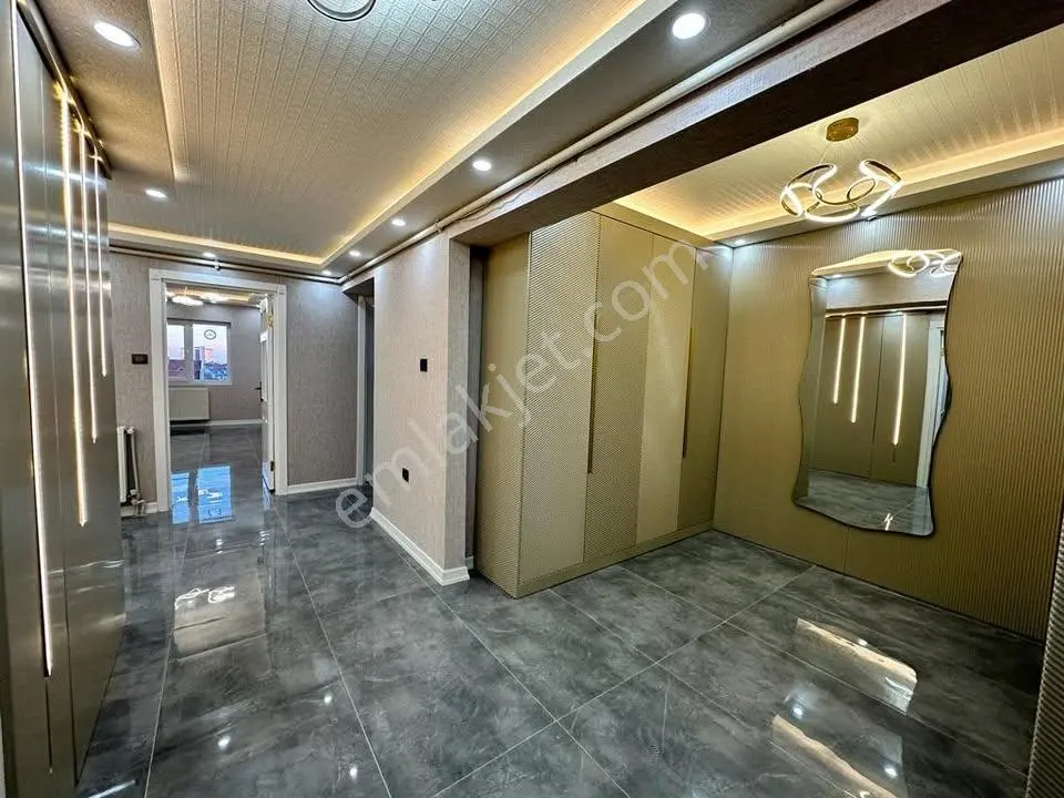 Beylikdüzü Merkez'de Oturuma Hazır Full+full Siteiçi 2+1 Dairemiz... — fotoğraf 25