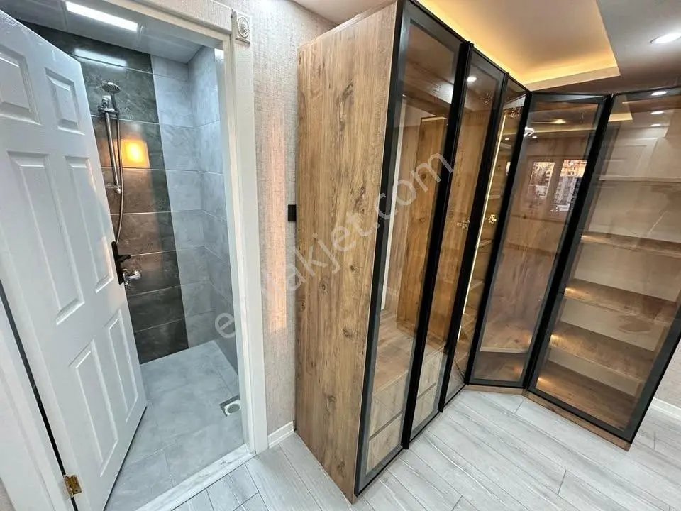 Beylikdüzü Merkez'de Oturuma Hazır Full+full Siteiçi 2+1 Dairemiz... — fotoğraf 28