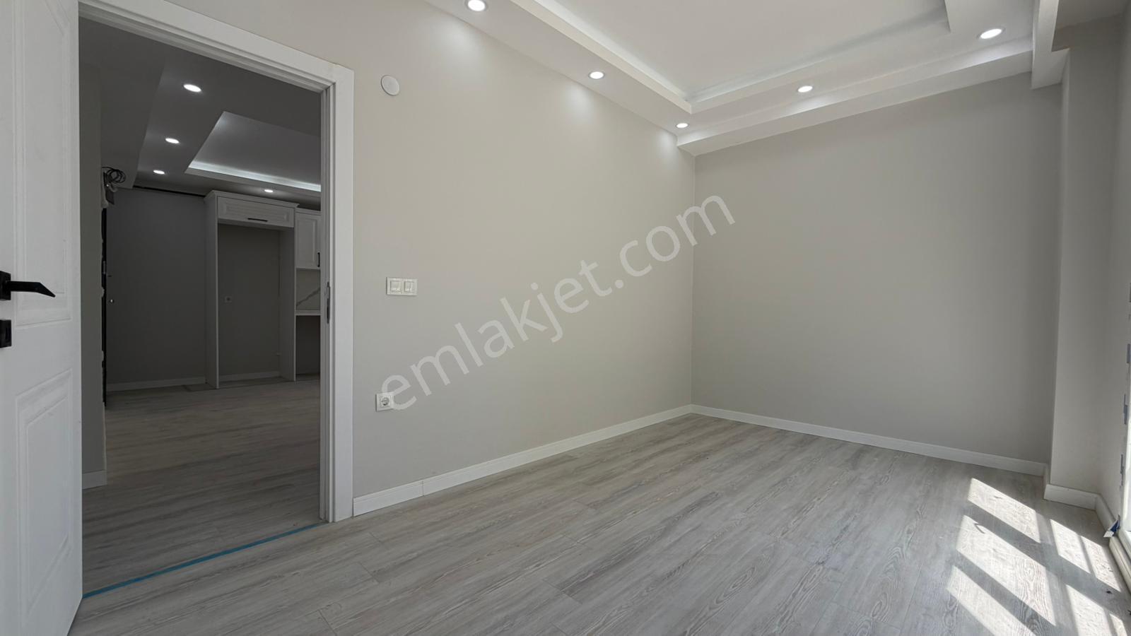 Ortacami Mahallesi Muratlı Caddesine Yakın Satılık 2+1 Daire — fotoğraf 11