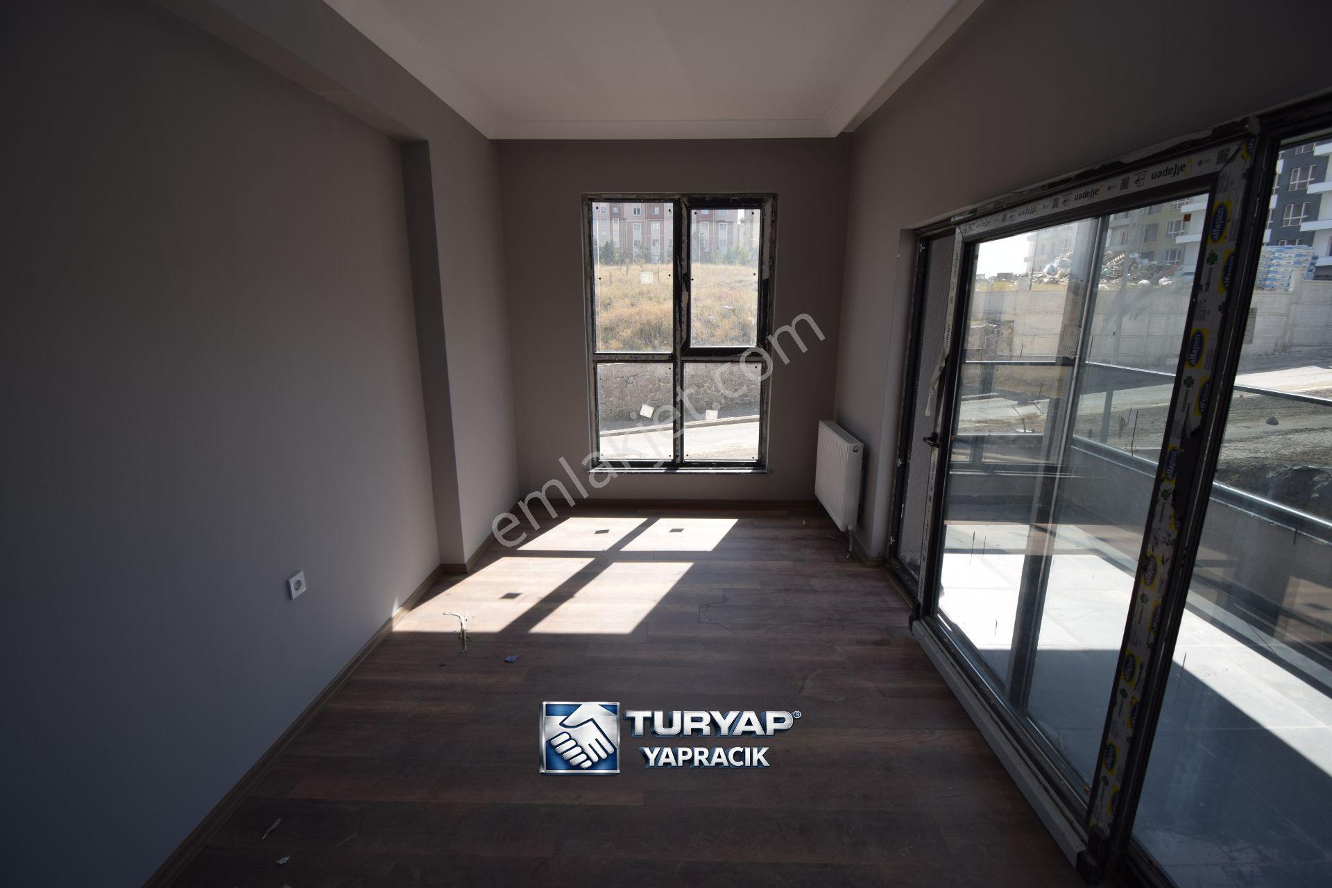 Turyap Yapracık ░ Bega Vadi 'de Ara Kat Satılık 2+1 Daire — fotoğraf 12