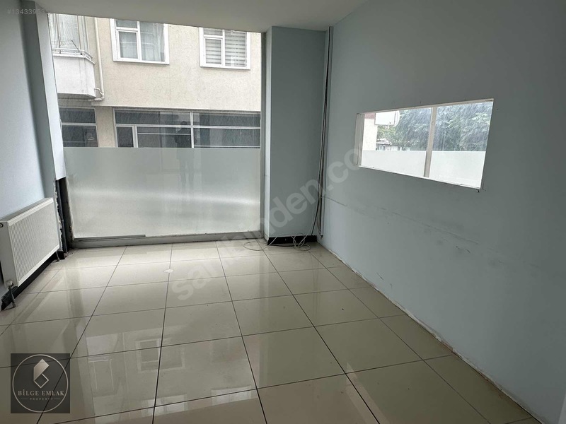 Karaçayır'da Kiralık 260 M2 Zemin + 50 M2 Depolu İşyeri — fotoğraf 12