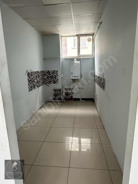 Karaçayır'da Kiralık 260 M2 Zemin + 50 M2 Depolu İşyeri — fotoğraf 17