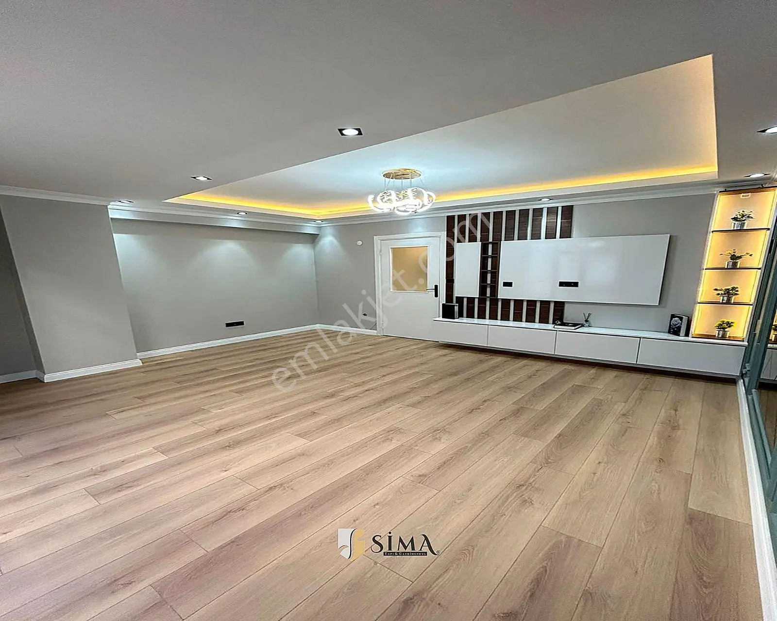 Metrobüse Yürüme Mesafesinde Aile Binasında Balkonlu 2+1 Arakat — fotoğraf 15