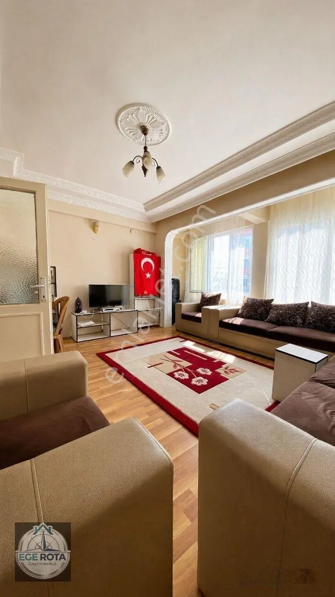 Nazilli - Karaçay'da Teraslı, Eşyalı Dubleks | Satılık 2+1 — fotoğraf 4