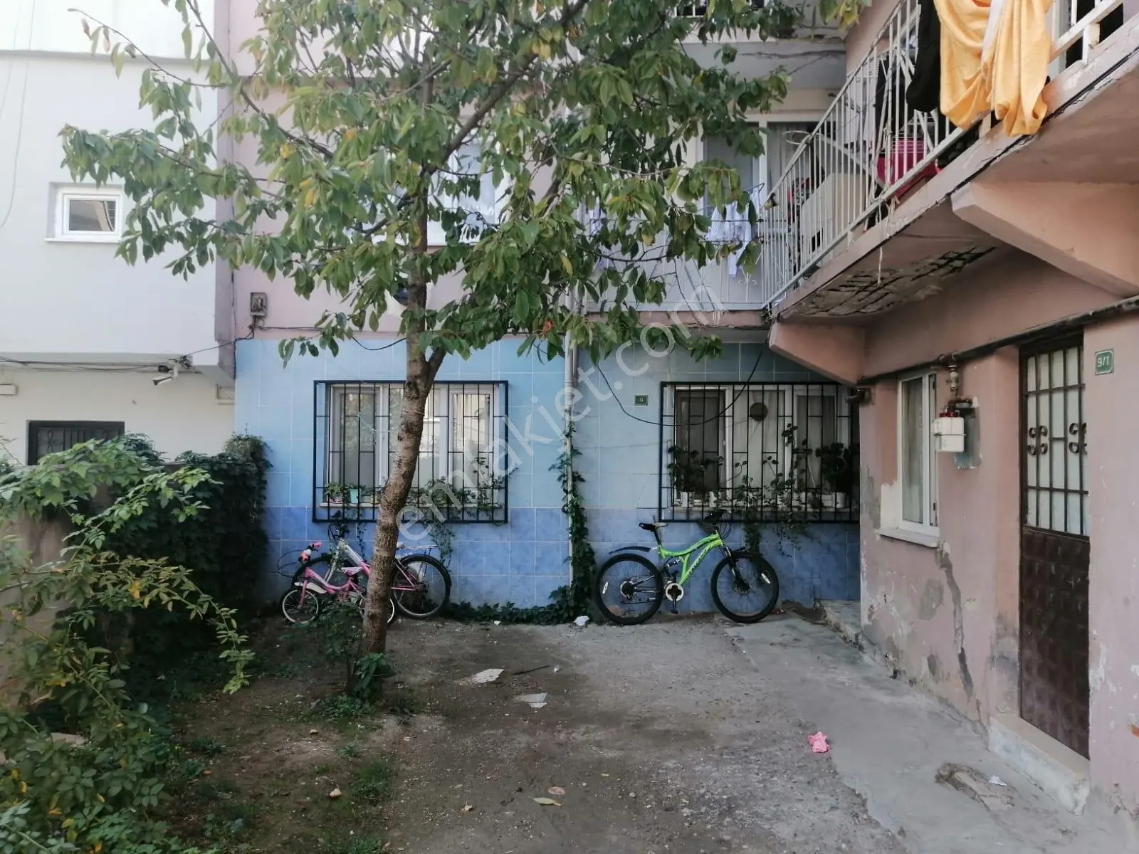 Bağlarbaşında Metroya 500 M, Yatırıma Uygun Komple Bina Ve Arsa — fotoğraf 3