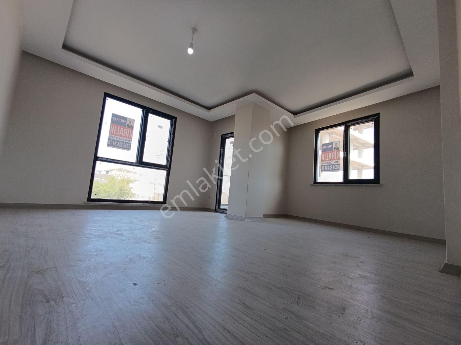Sultanbeyli'de Satılık 2+1 İskânlı Geniş Daire — fotoğraf 2