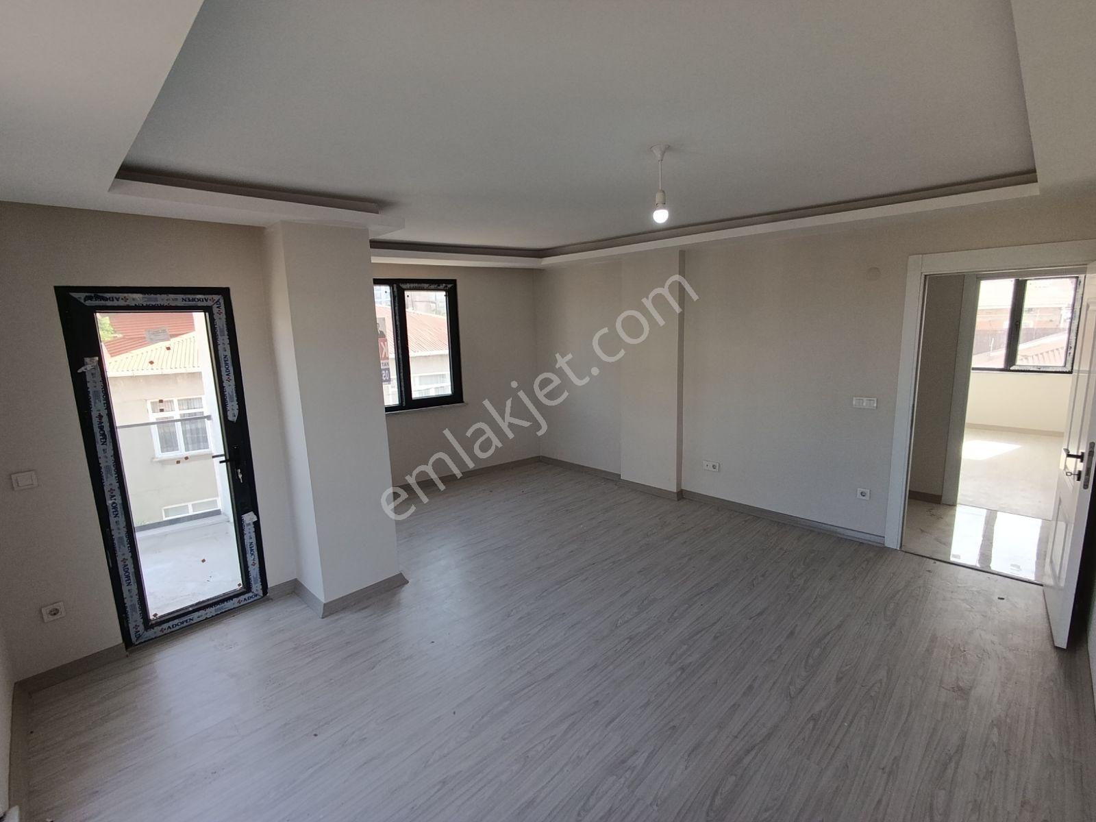 Sultanbeyli'de Satılık 2+1 İskânlı Geniş Daire — fotoğraf 5