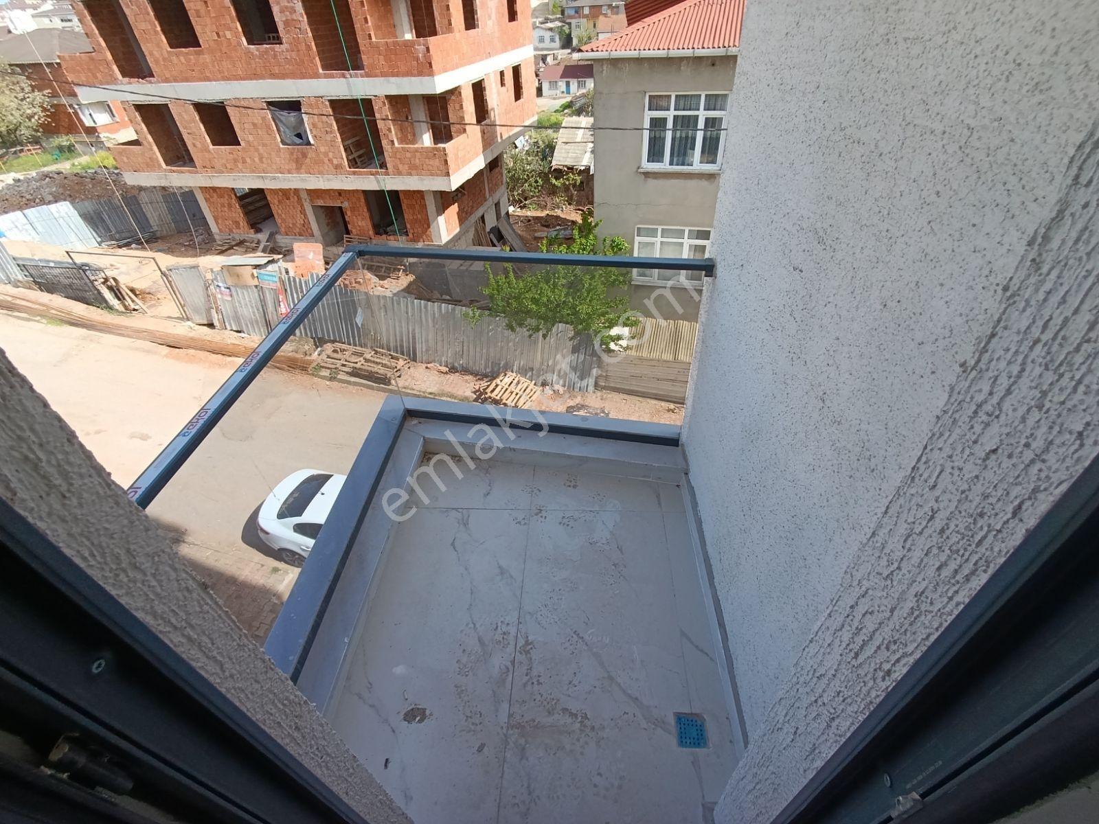 Sultanbeyli'de Satılık 2+1 İskânlı Geniş Daire — fotoğraf 6