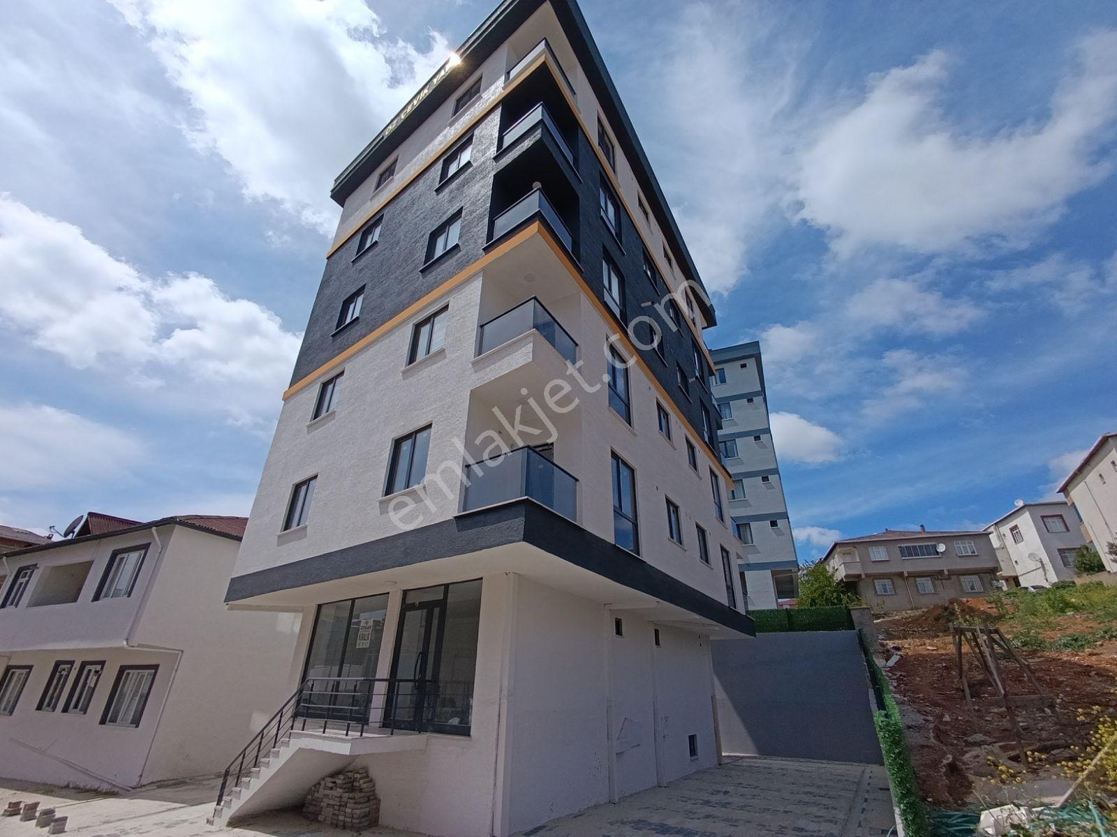 Sultanbeyli'de Satılık 2+1 İskânlı Geniş Daire — fotoğraf 25