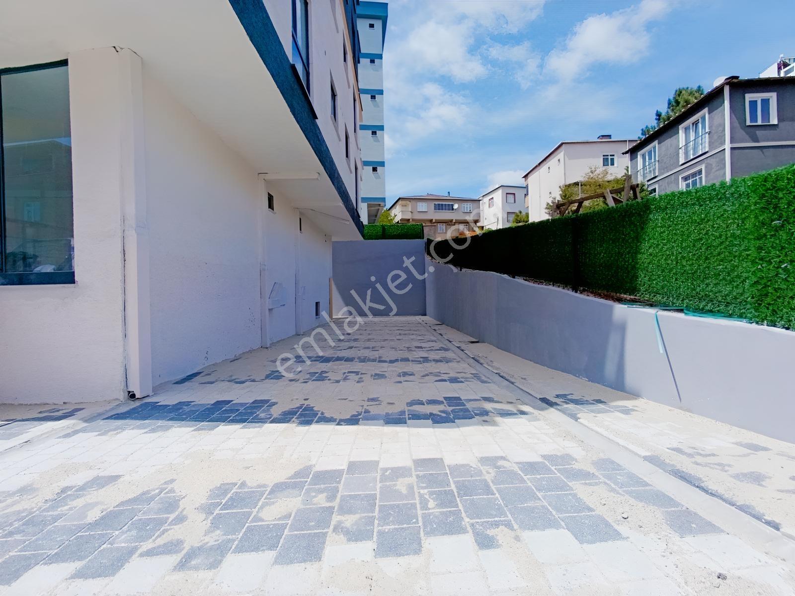 Sultanbeyli'de Satılık 2+1 İskânlı Geniş Daire — fotoğraf 26