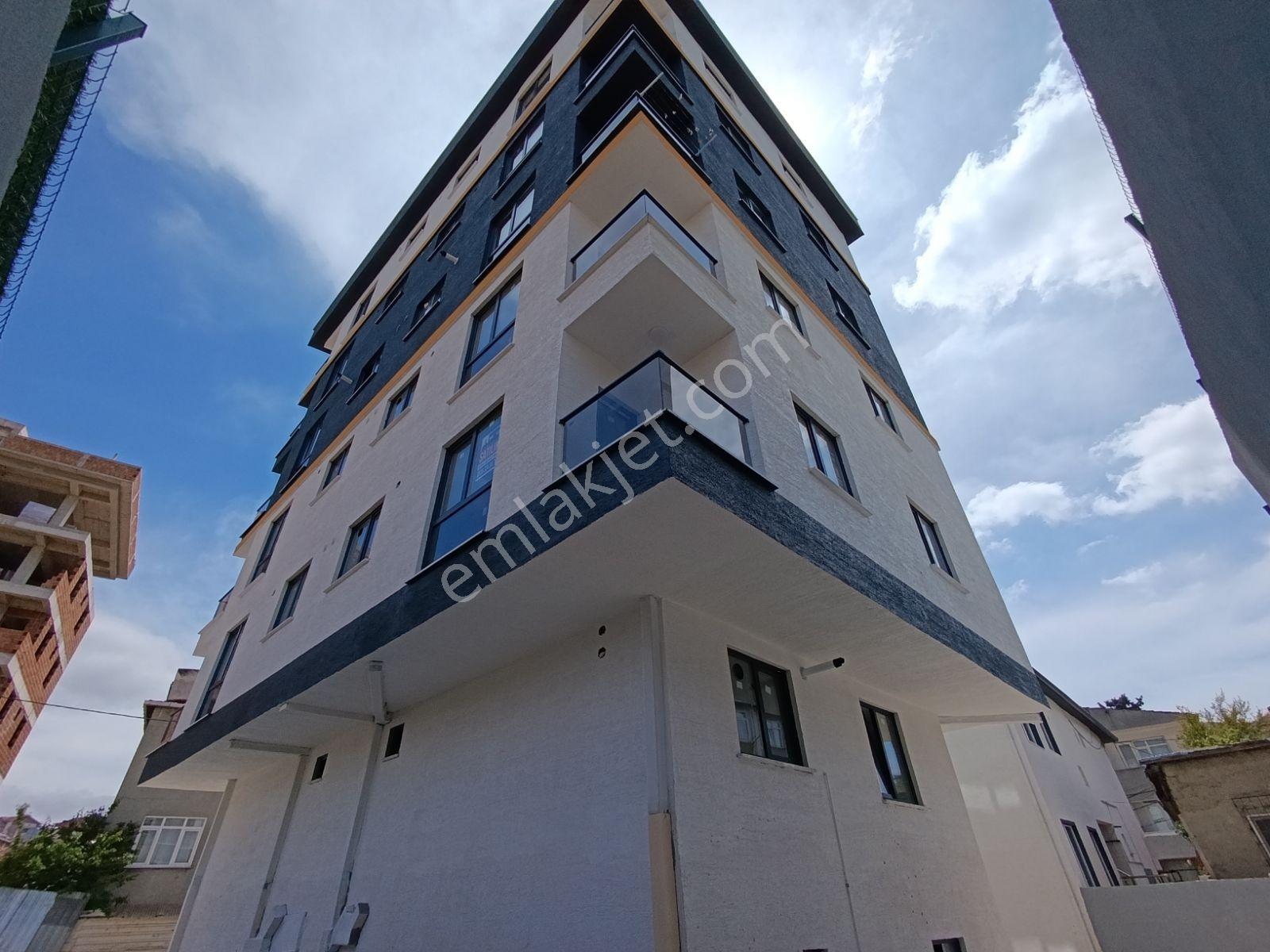 Sultanbeyli'de Satılık 2+1 İskânlı Geniş Daire — fotoğraf 27