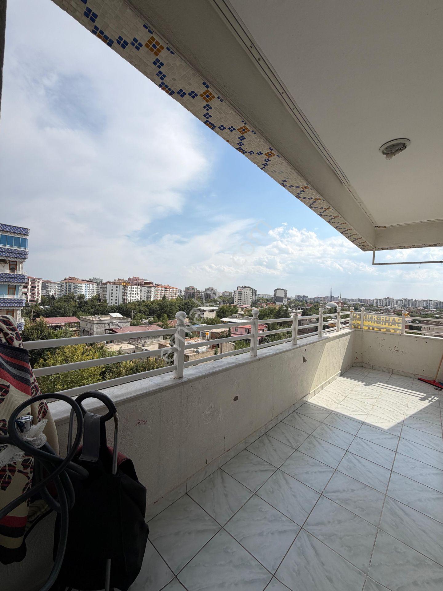 Yeniyolda 3+1 Orta Kat Satılık Daire — fotoğraf 9