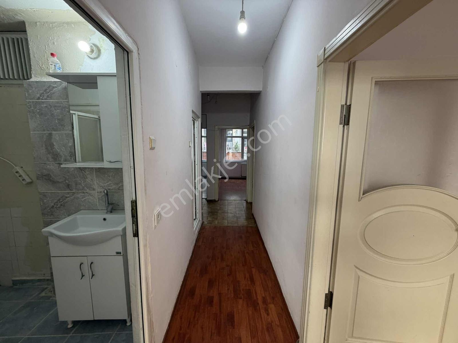 İlkadım Çiftlik Caddesi Altında Satılık Masrafsız 2+1 Daire — fotoğraf 5