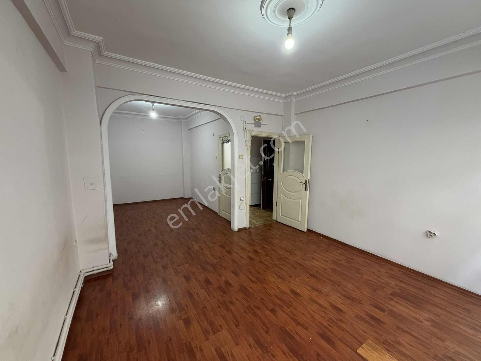 İlkadım Çiftlik Caddesi Altında Satılık Masrafsız 2+1 Daire — fotoğraf 6