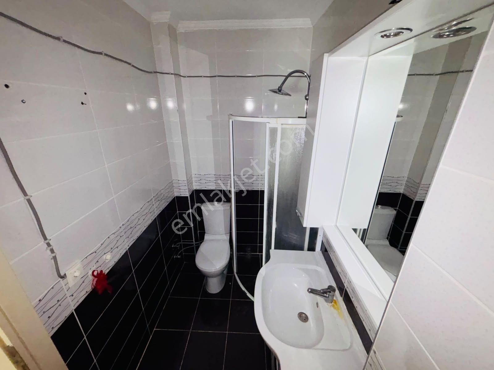 Yükselden Altınkumda Merkezi Konum Ve Bahçe Keyfi Bir Arada 2+1 — fotoğraf 23