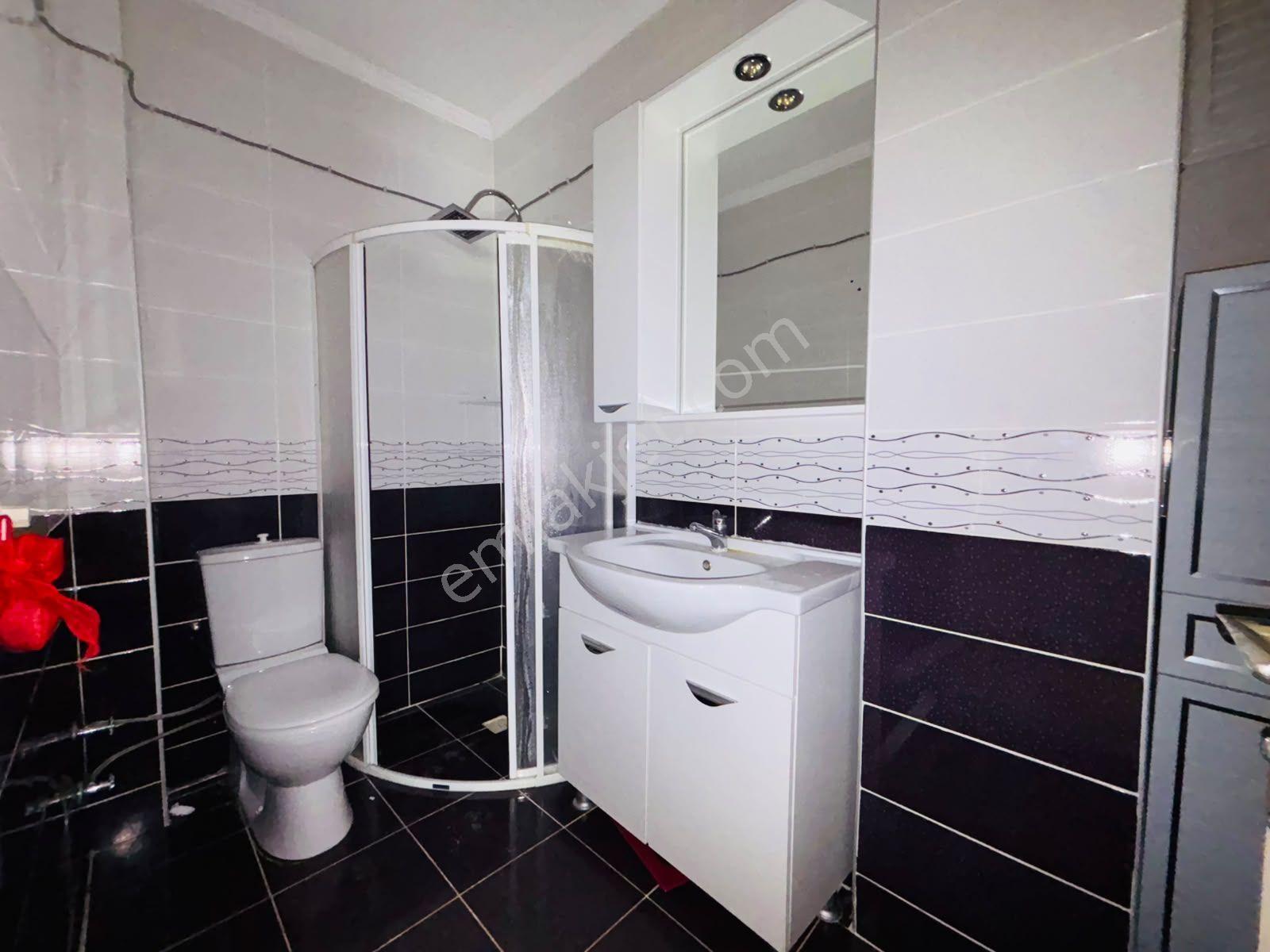 Yükselden Altınkumda Merkezi Konum Ve Bahçe Keyfi Bir Arada 2+1 — fotoğraf 24