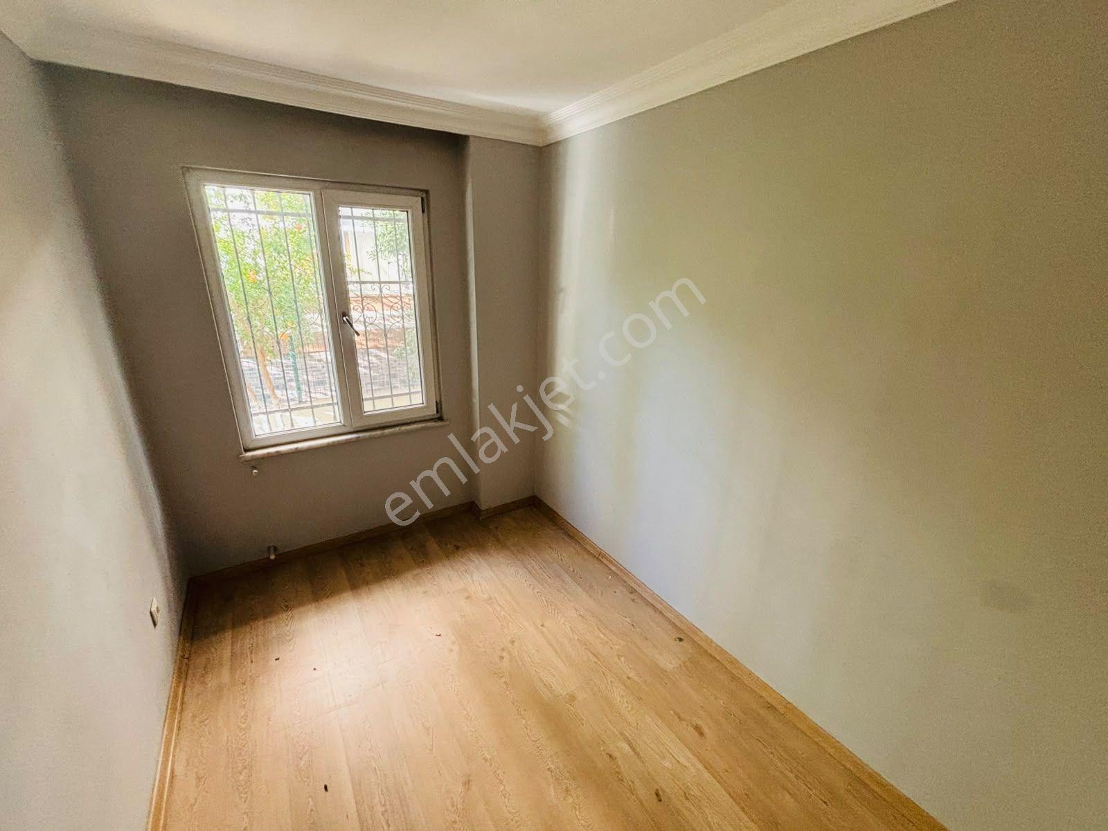 Yükselden Altınkumda Merkezi Konum Ve Bahçe Keyfi Bir Arada 2+1 — fotoğraf 30