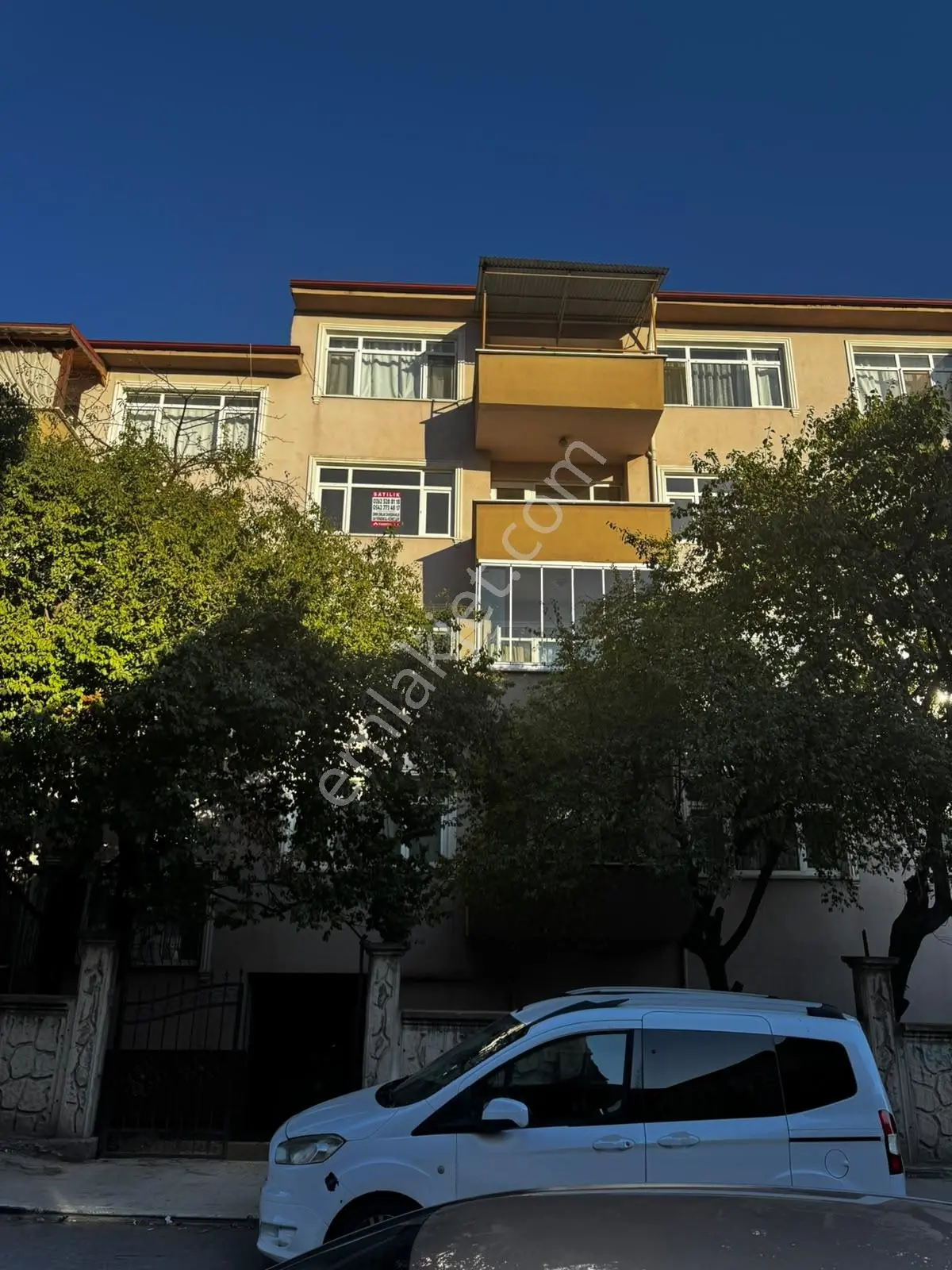 Emek Emlak'tan Mimar Sinan Mah.de Satılık 3+1 Arakat Daire — fotoğraf 2