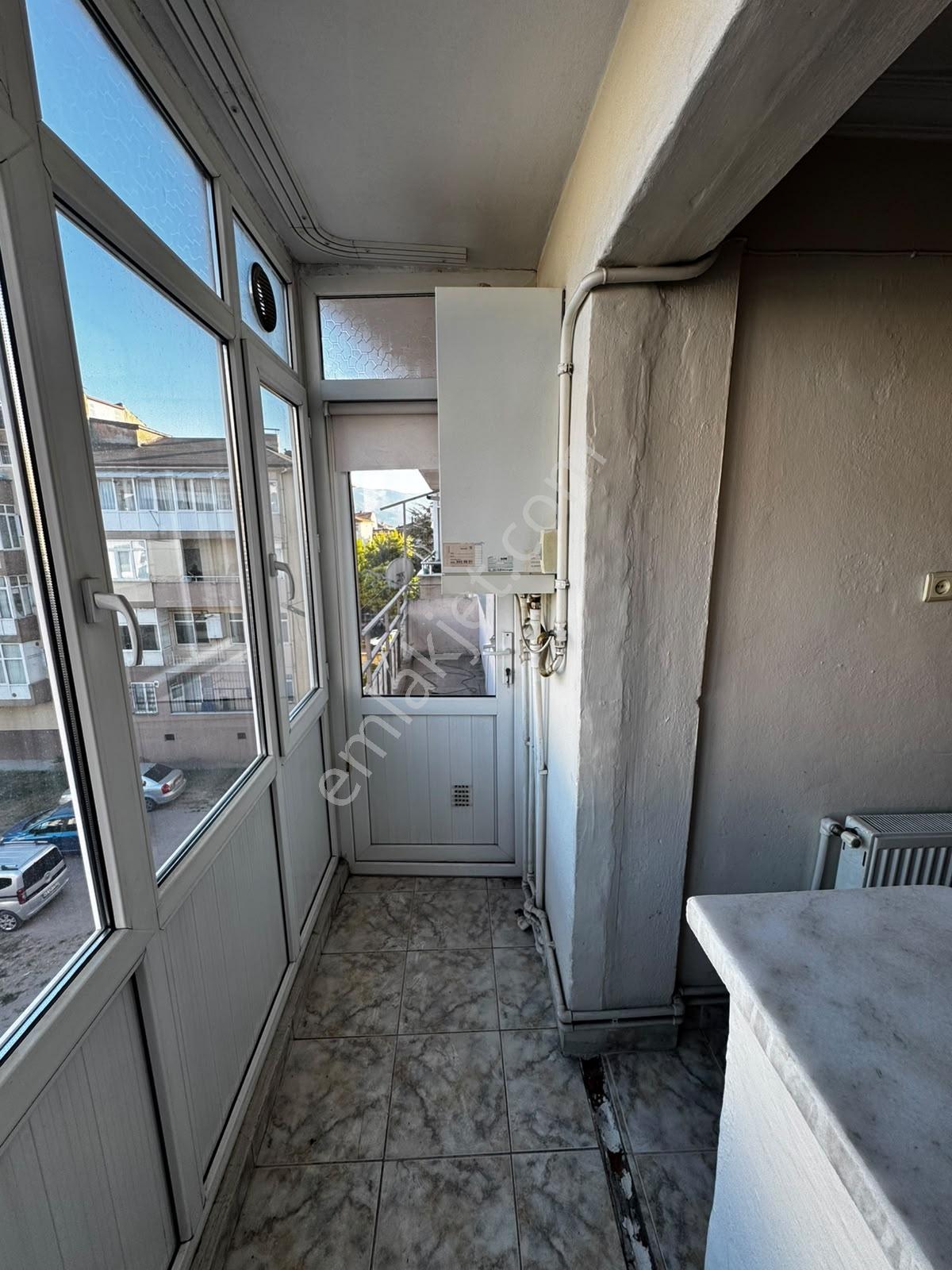 Emek Emlak'tan Mimar Sinan Mah.de Satılık 3+1 Arakat Daire — fotoğraf 8