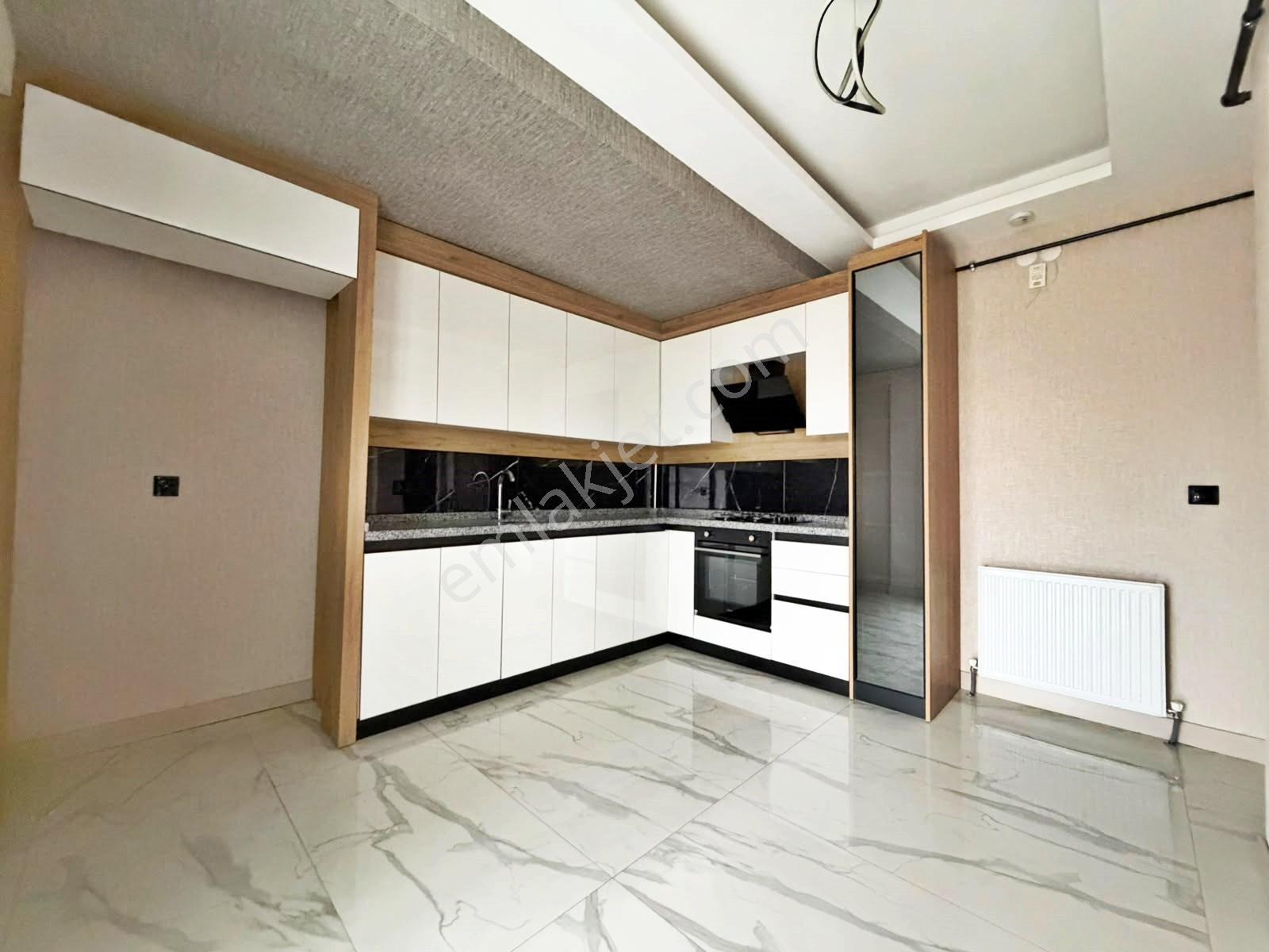 Acil Satılık Yüksek Krediye Uygun Masrafsız 3+1 — fotoğraf 2