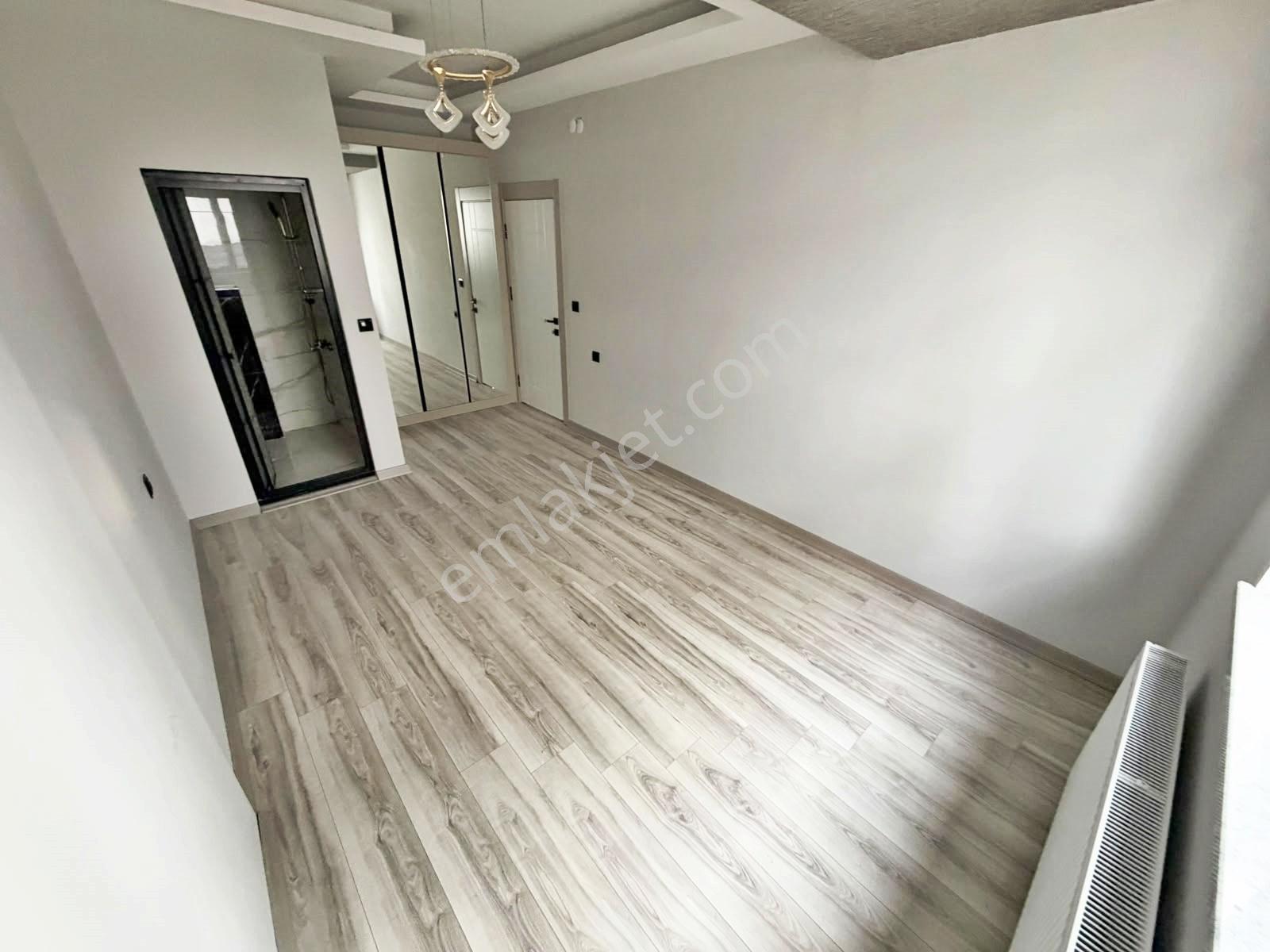Acil Satılık Yüksek Krediye Uygun Masrafsız 3+1 — fotoğraf 24