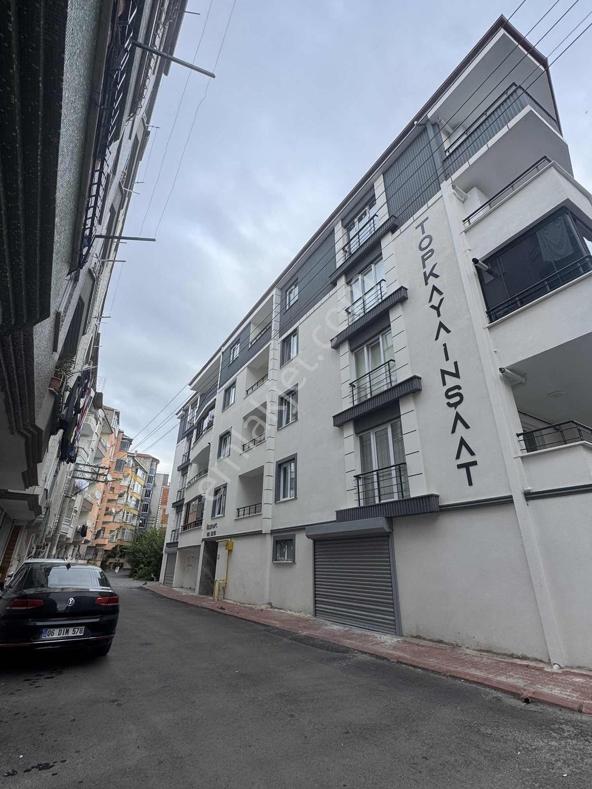 Segup Özçamca'dan Kent Meydanı Civarı 3+1 (0)