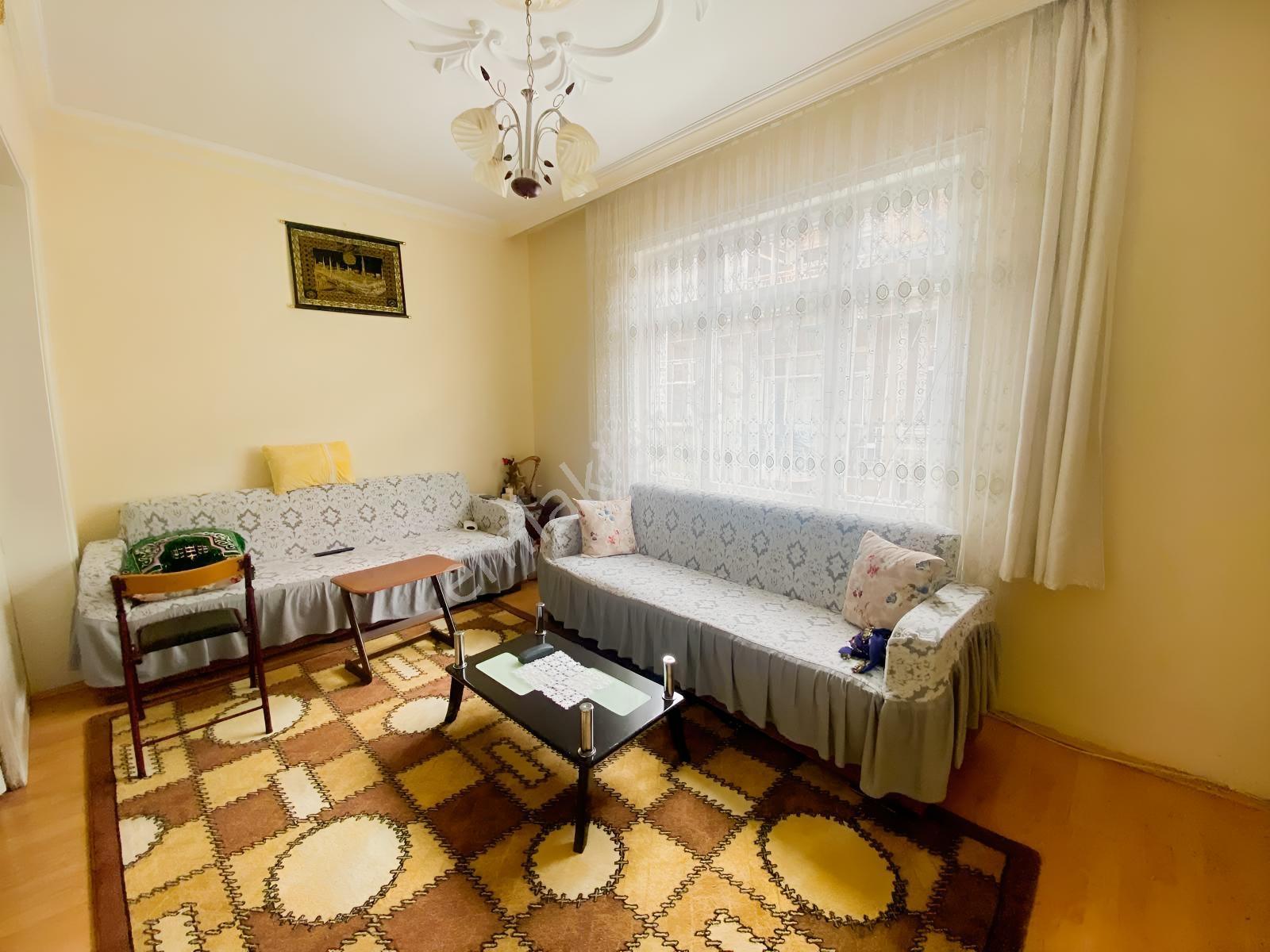Muhacir Pazarı Yakını Yüksek Kira Getirili 3+1 Bakımlı Daire