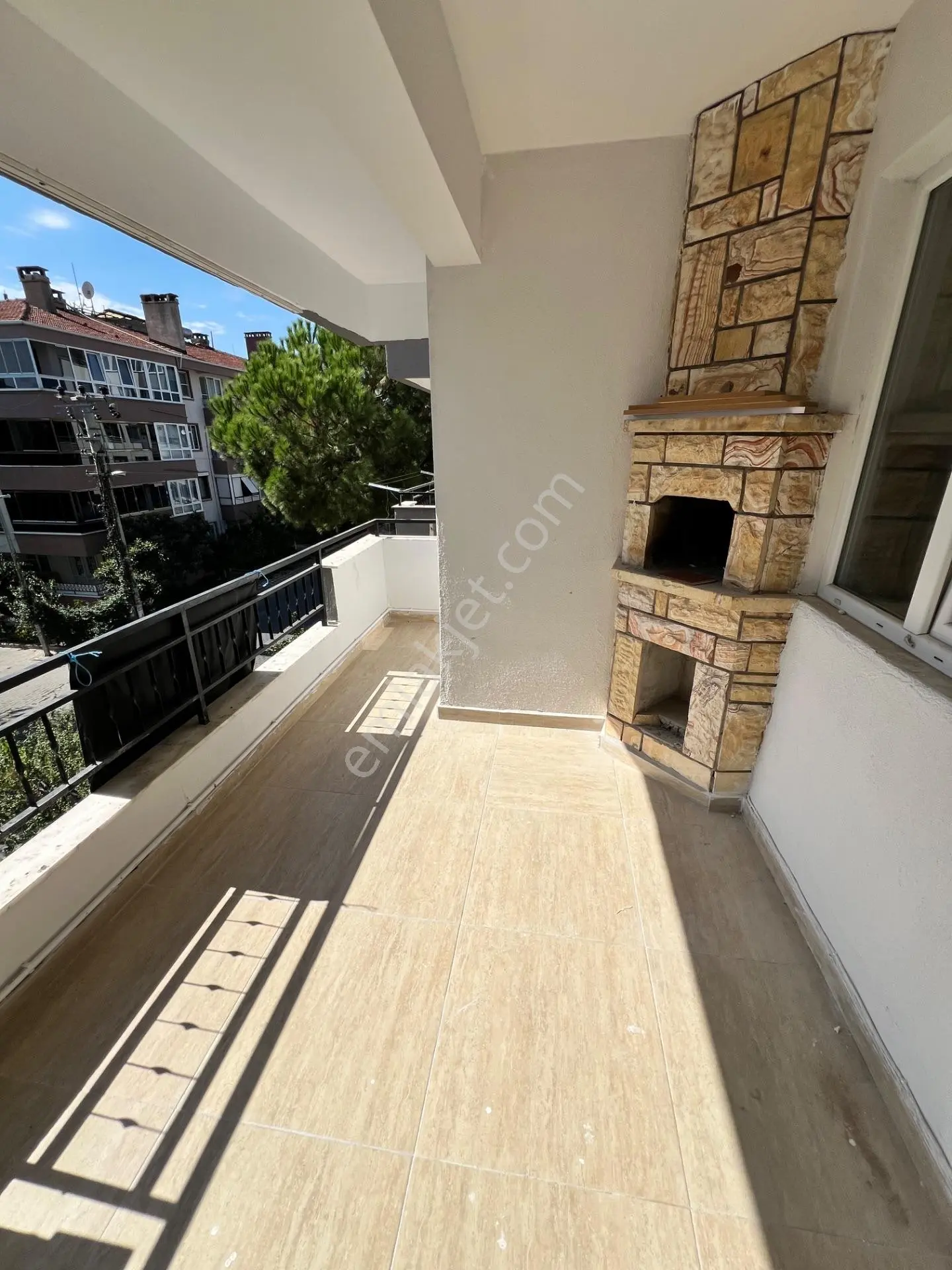 İkizçay’da Denize Yürüme Mesafesinde Tamamen Yenilenmiş 3+1 Ara Kat — fotoğraf 2