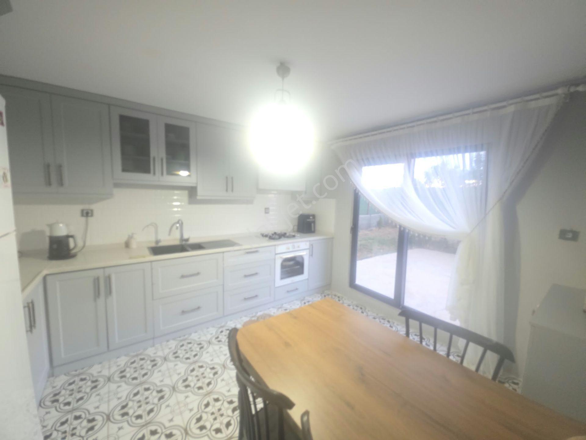 Adıyaman Güzelyurt'ta Geniş Bahçeli Satılık 3+1 Villa