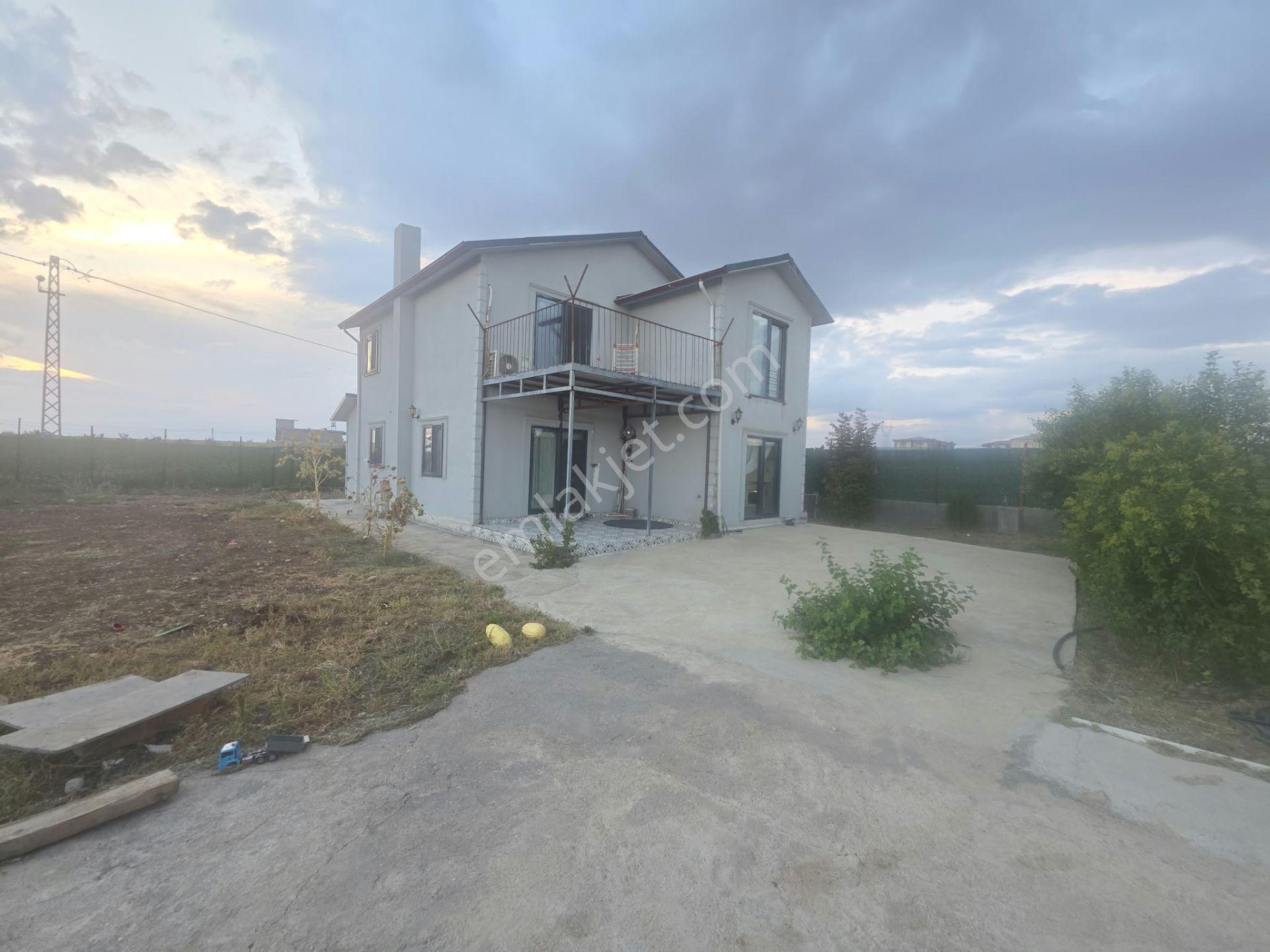 Adıyaman Güzelyurt'ta Geniş Bahçeli Satılık 3+1 Villa — fotoğraf 7