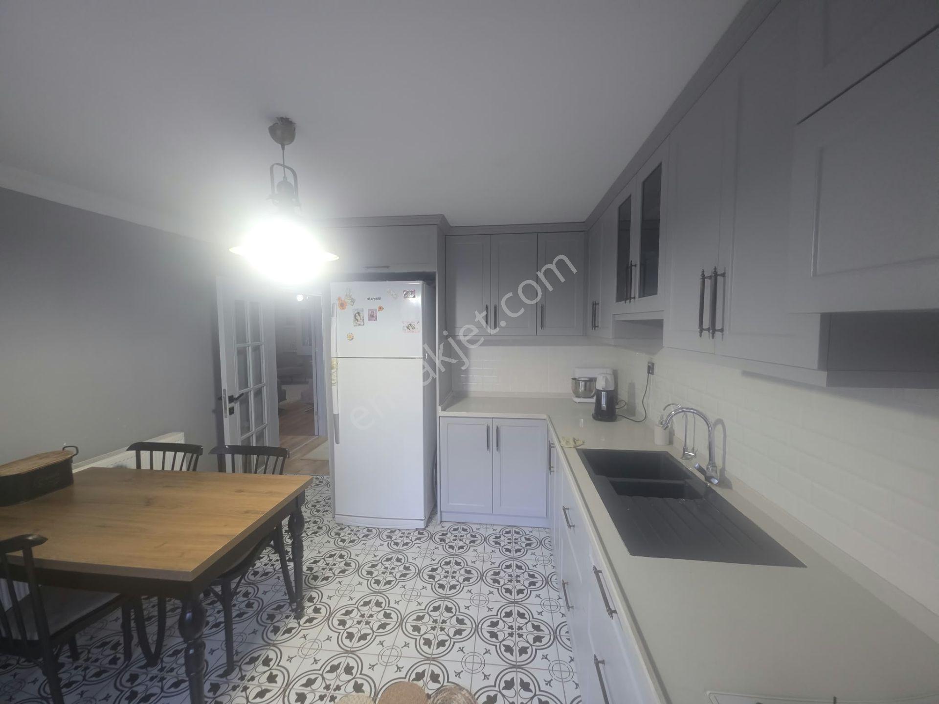 Adıyaman Güzelyurt'ta Geniş Bahçeli Satılık 3+1 Villa — fotoğraf 24