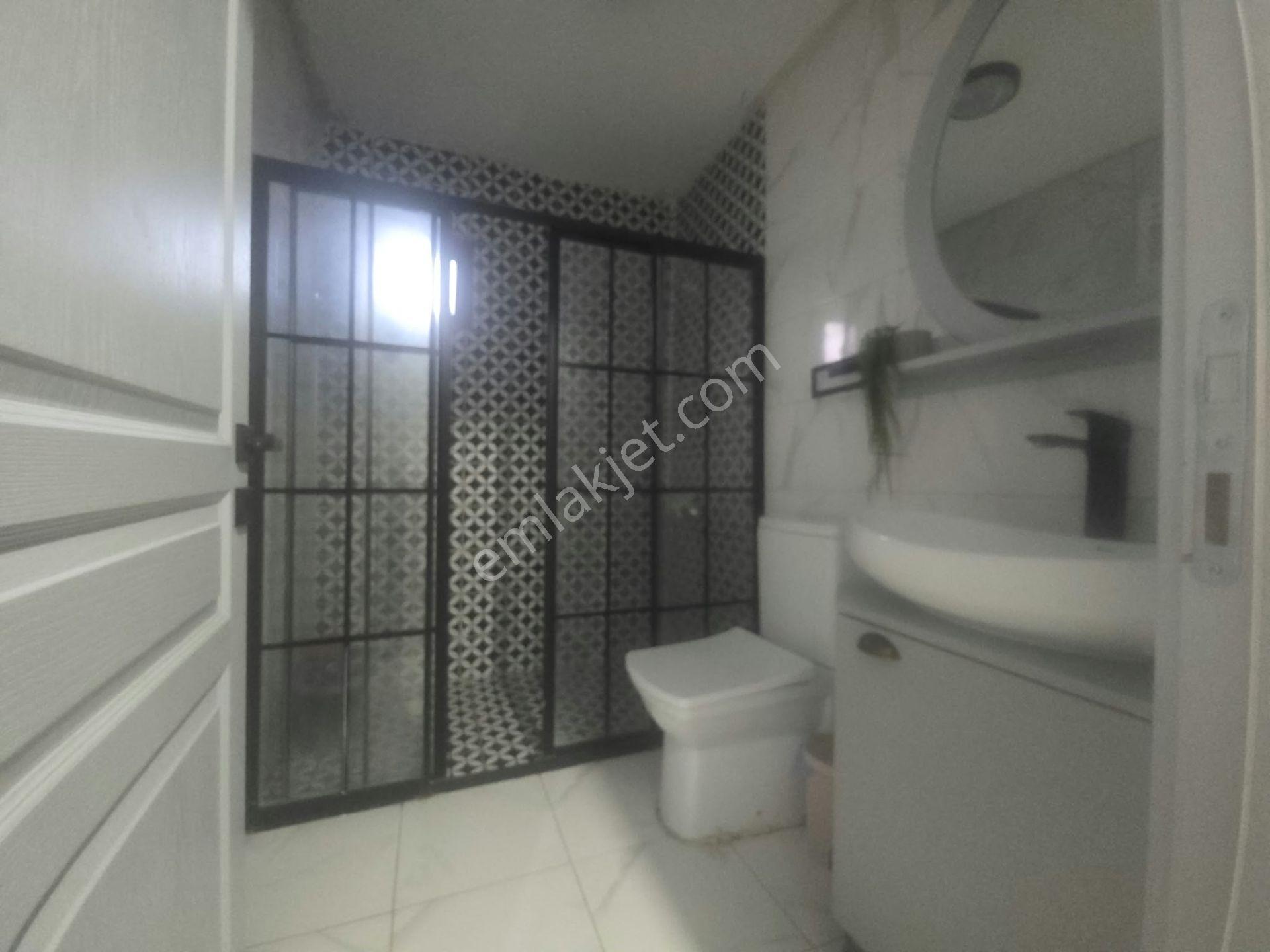 Adıyaman Güzelyurt'ta Geniş Bahçeli Satılık 3+1 Villa — fotoğraf 29