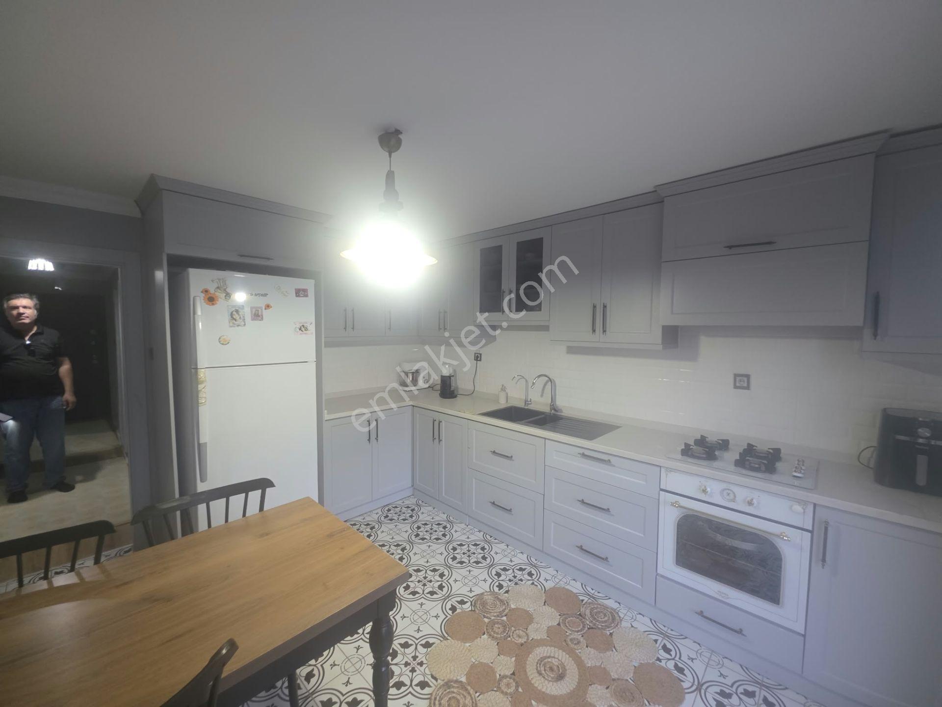 Adıyaman Güzelyurt'ta Geniş Bahçeli Satılık 3+1 Villa — fotoğraf 31