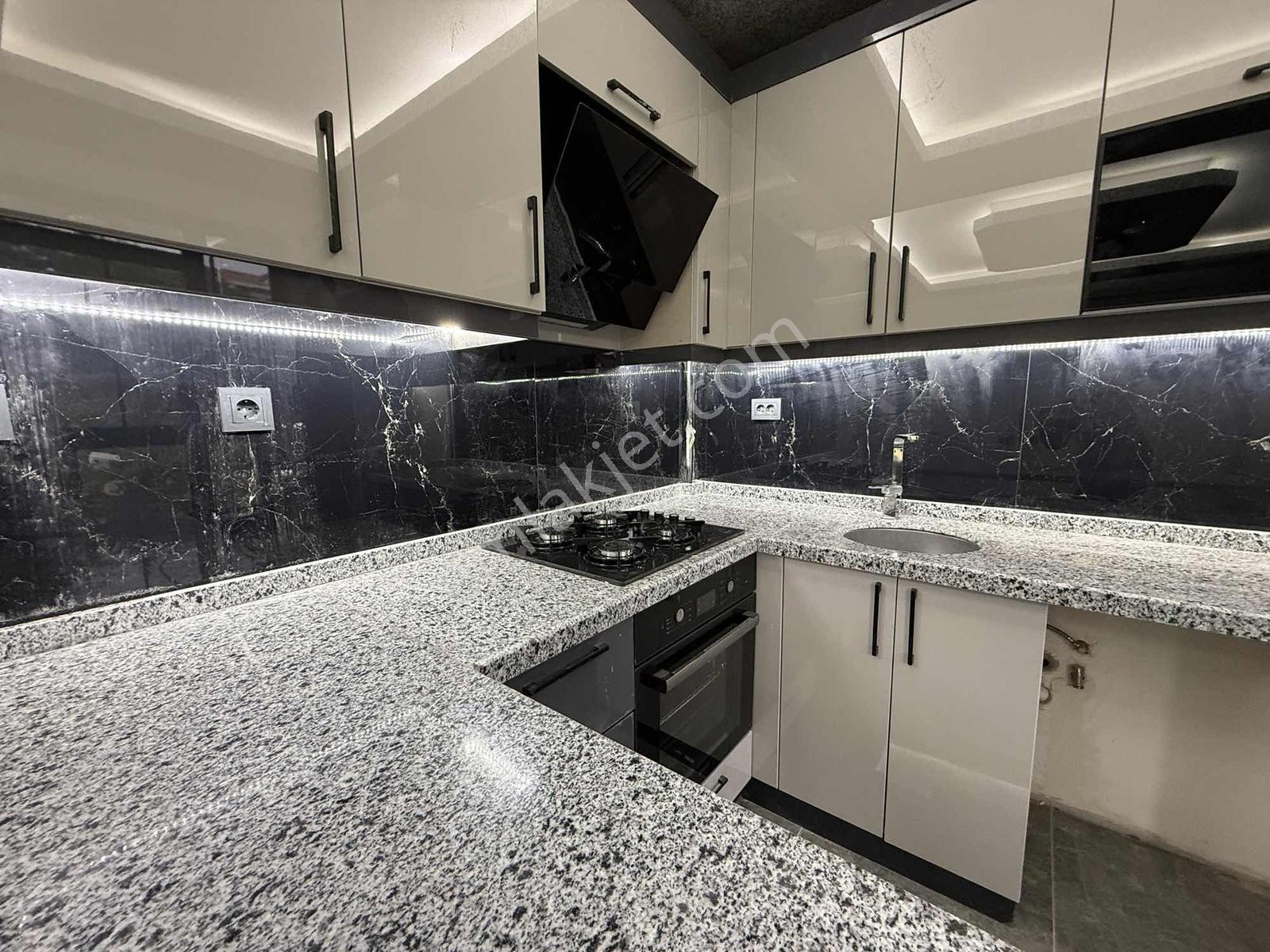 İncek Jewel Avm Yakını Yerden Isıtma %50 Kredi İskanlı/sıfır 2+1 — fotoğraf 4
