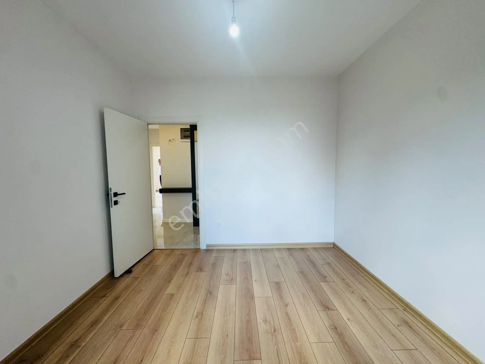 Mer-pa İnş Bağlık Mah'de/ Acil Satılık / İskanlı Cam Balkon Sıfır 2+1 — fotoğraf 14
