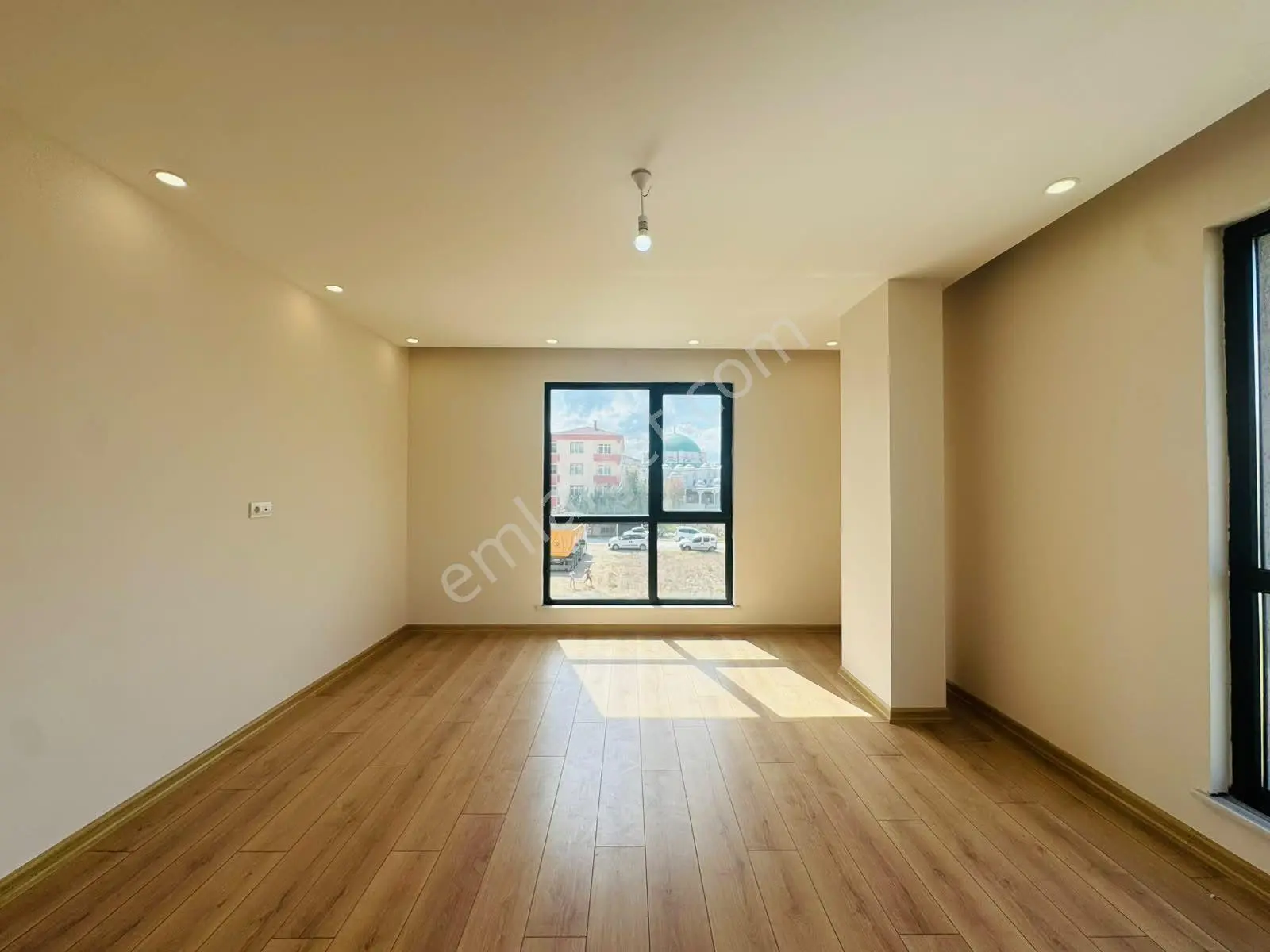 Mer-pa İnş Bağlık Mah'de/ Acil Satılık / İskanlı Cam Balkon Sıfır 2+1 — fotoğraf 20