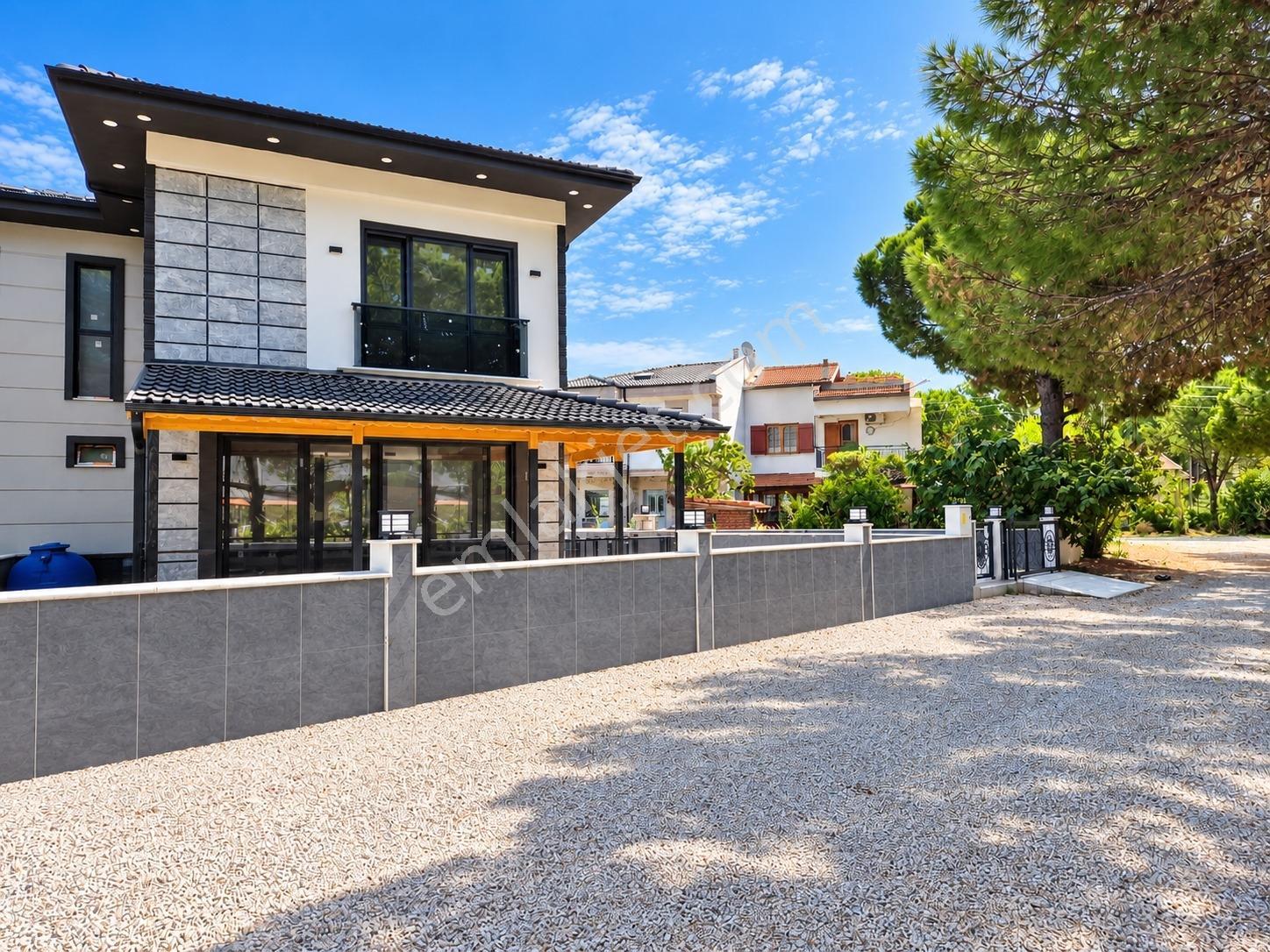 Umas Solutıon'dan Akvaryum Beach'e Yürüme Mesafesinde -3+1 Villa — fotoğraf 4