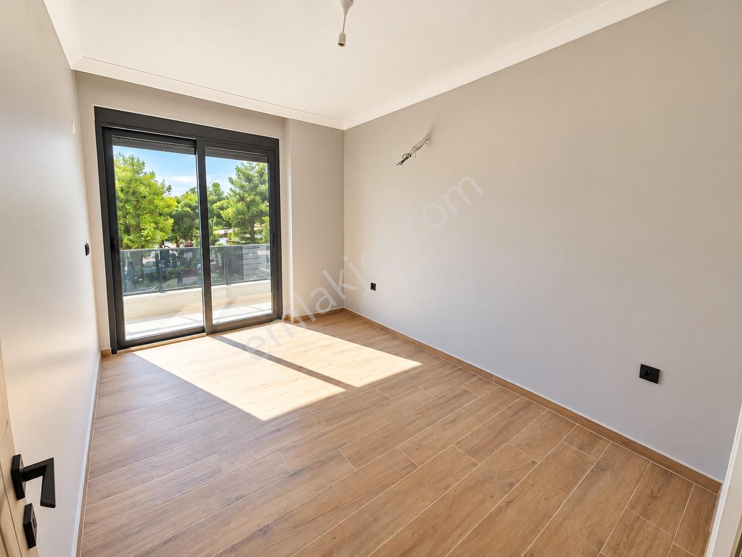 Umas Solutıon'dan Akvaryum Beach'e Yürüme Mesafesinde -3+1 Villa — fotoğraf 23