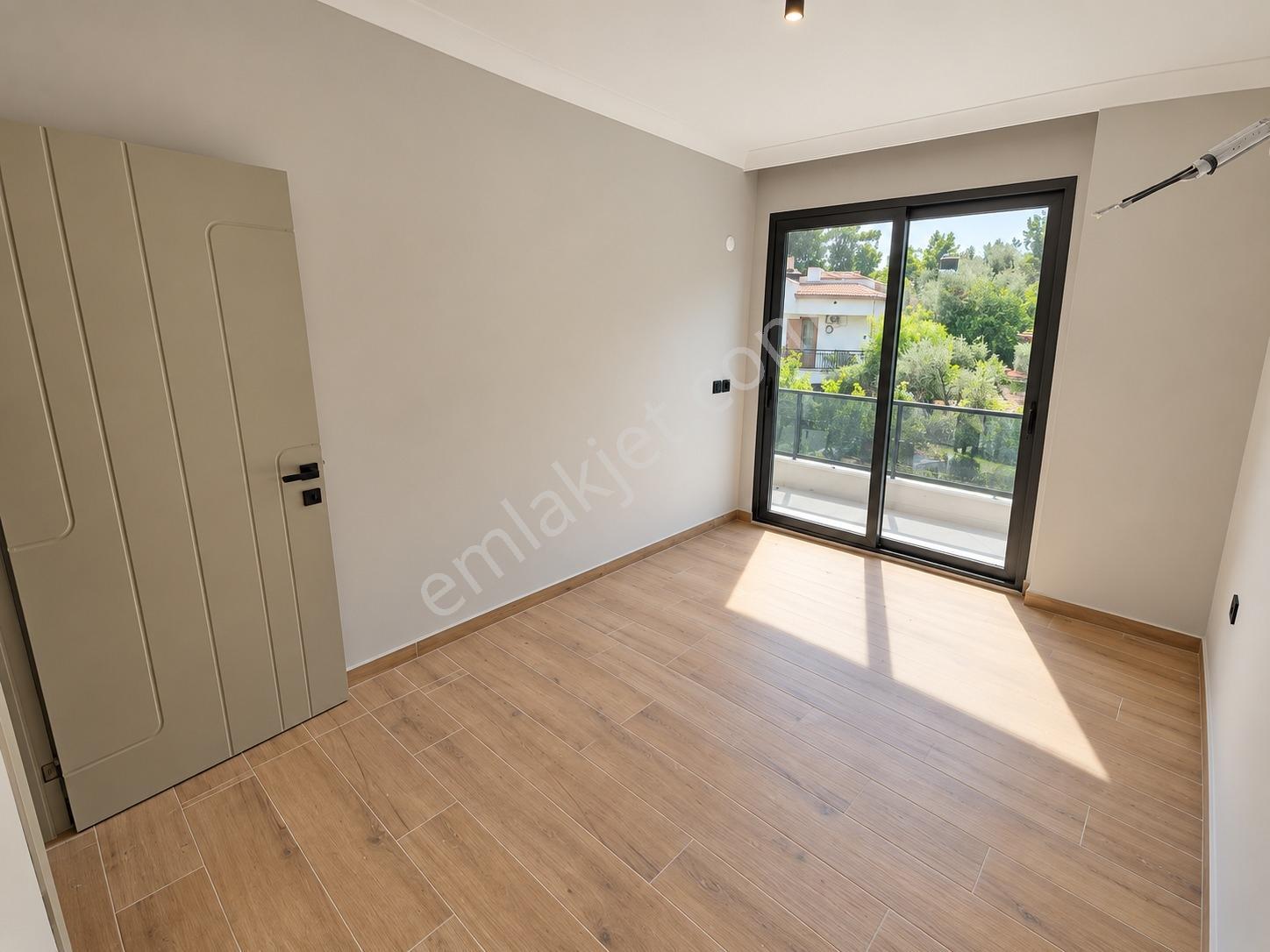 Umas Solutıon'dan Akvaryum Beach'e Yürüme Mesafesinde -3+1 Villa — fotoğraf 25