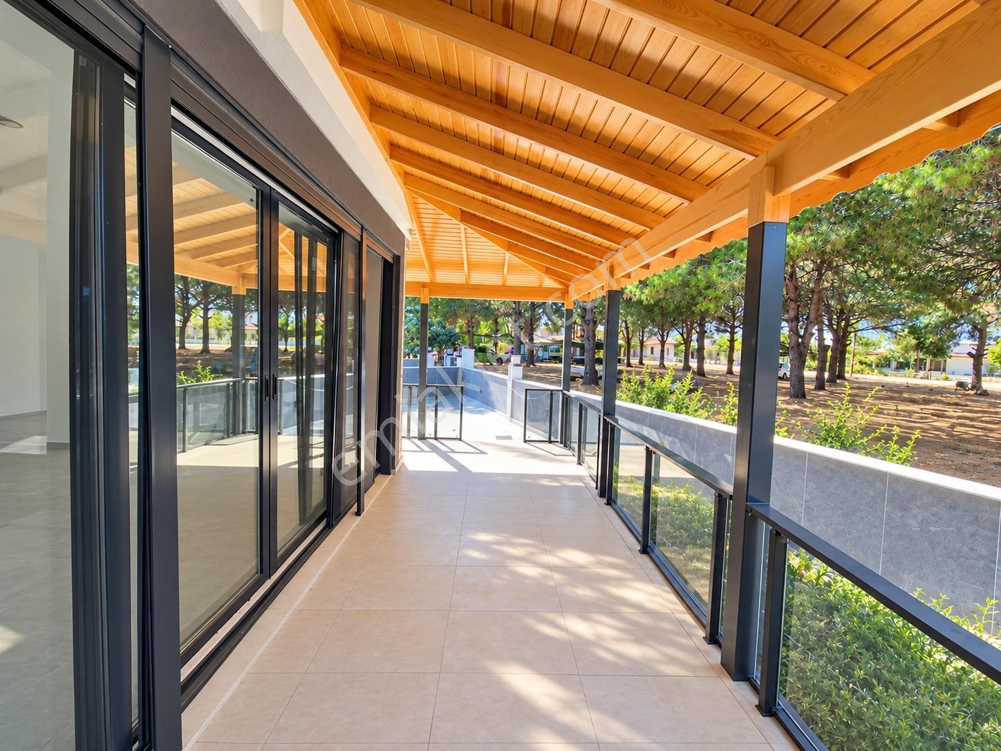 Umas Solutıon'dan Akvaryum Beach'e Yürüme Mesafesinde -3+1 Villa — fotoğraf 34
