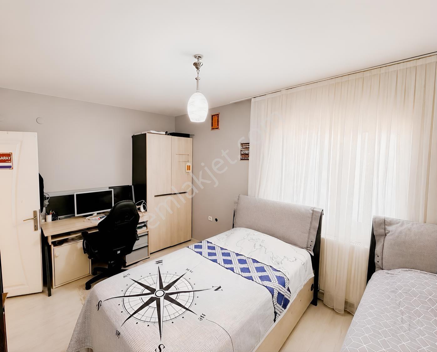 Buca Çamlık Mh. Site İçi Asansörlü Arakat Satılık Daire — fotoğraf 5